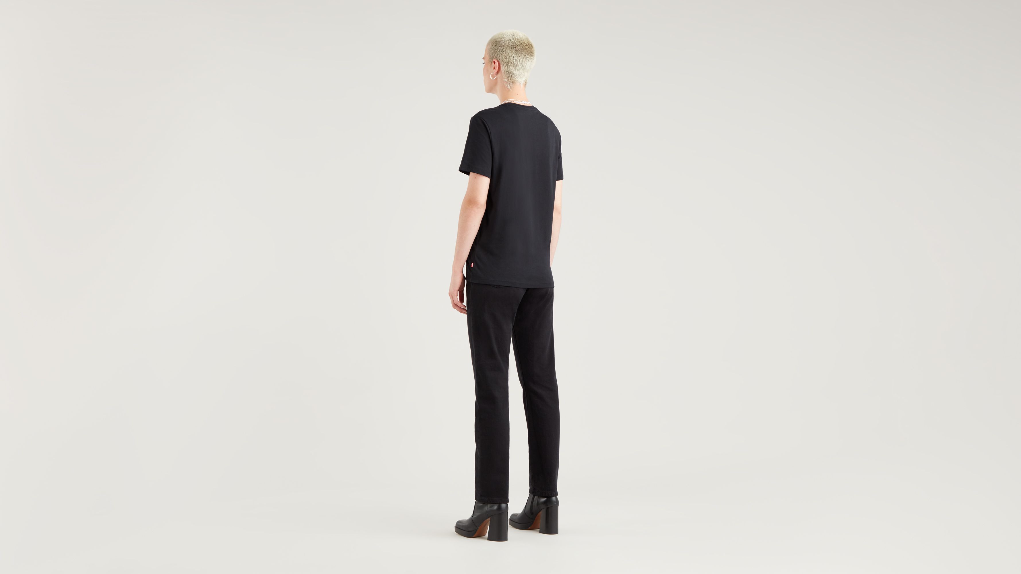 501® Levi's® Crop Jeans - Black | Levi's® CH