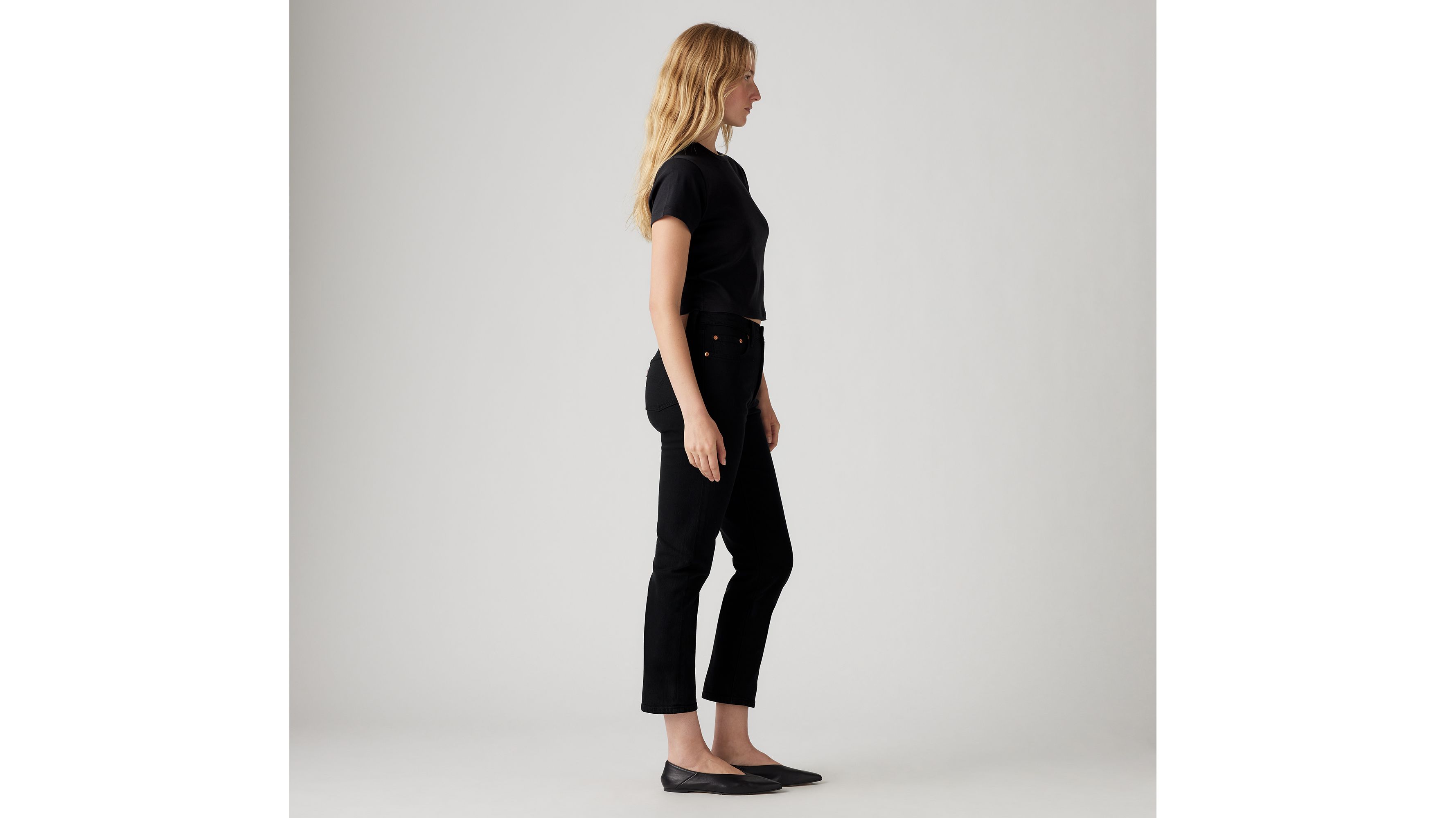 Levi's 501 Crop Jeans In Black Sprout