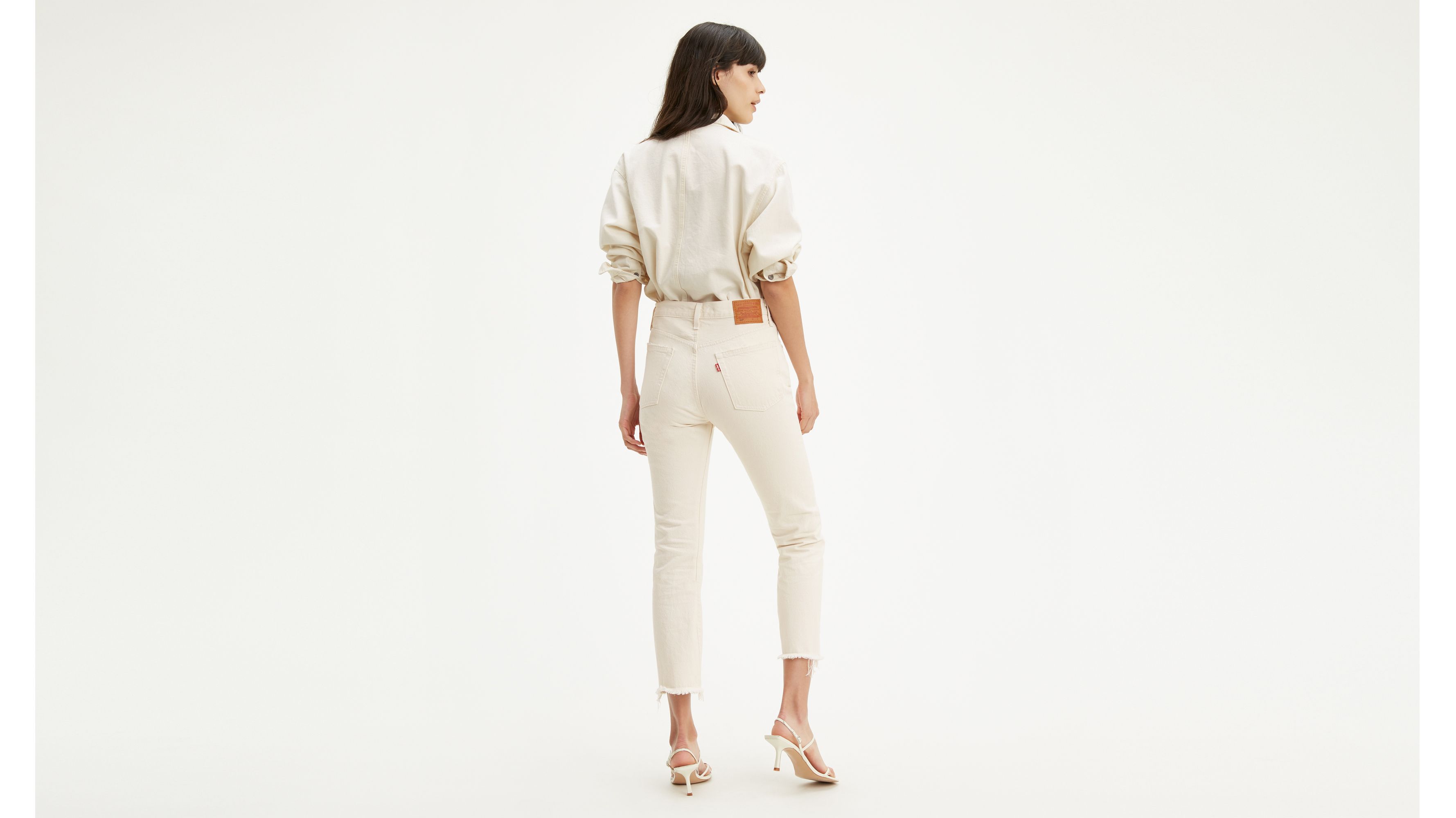 levi's cropped white jeans