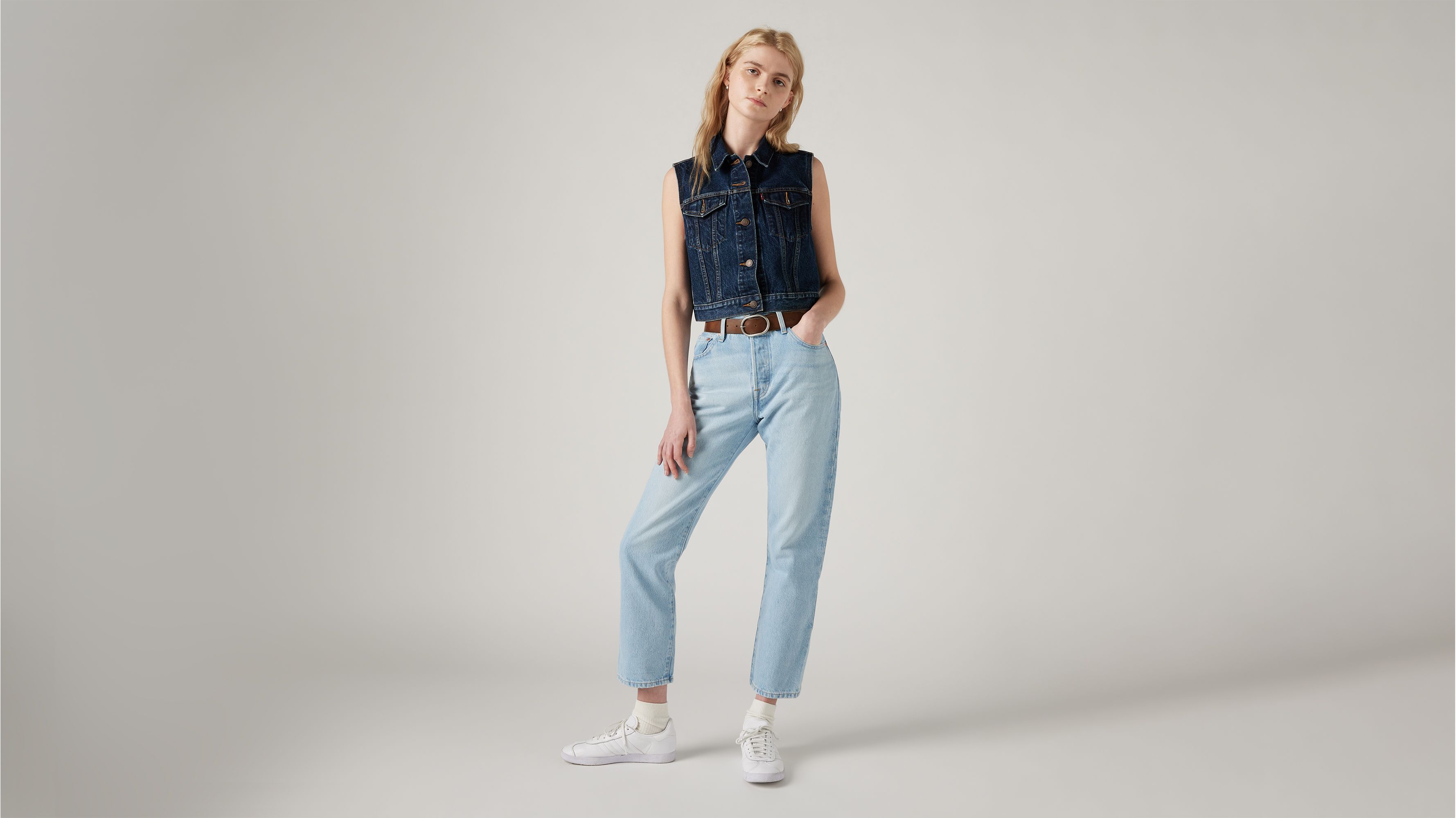 501® Levi's® Crop Jeans