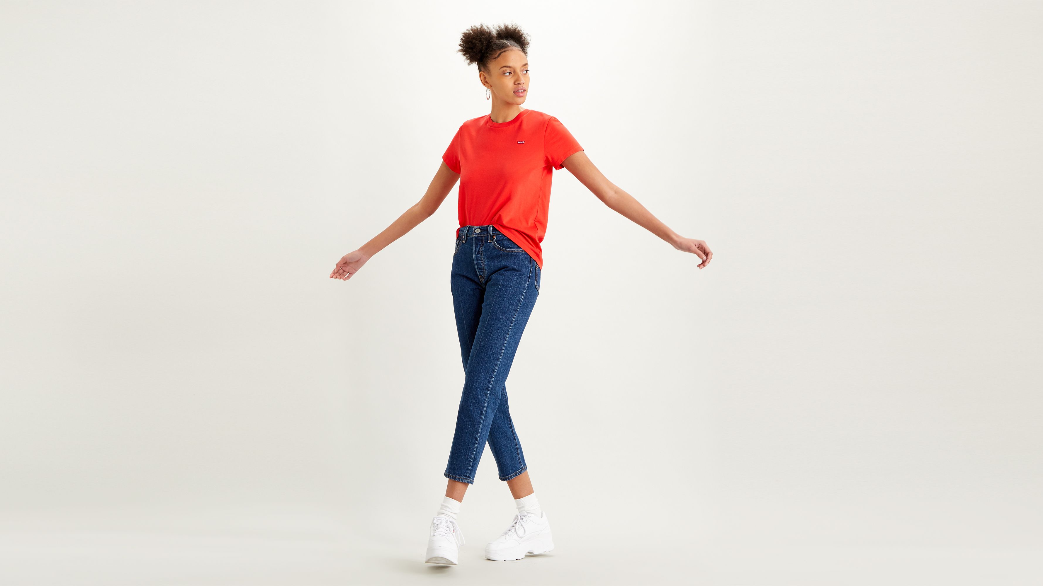 501® Original Cropped Women's Jeans 3