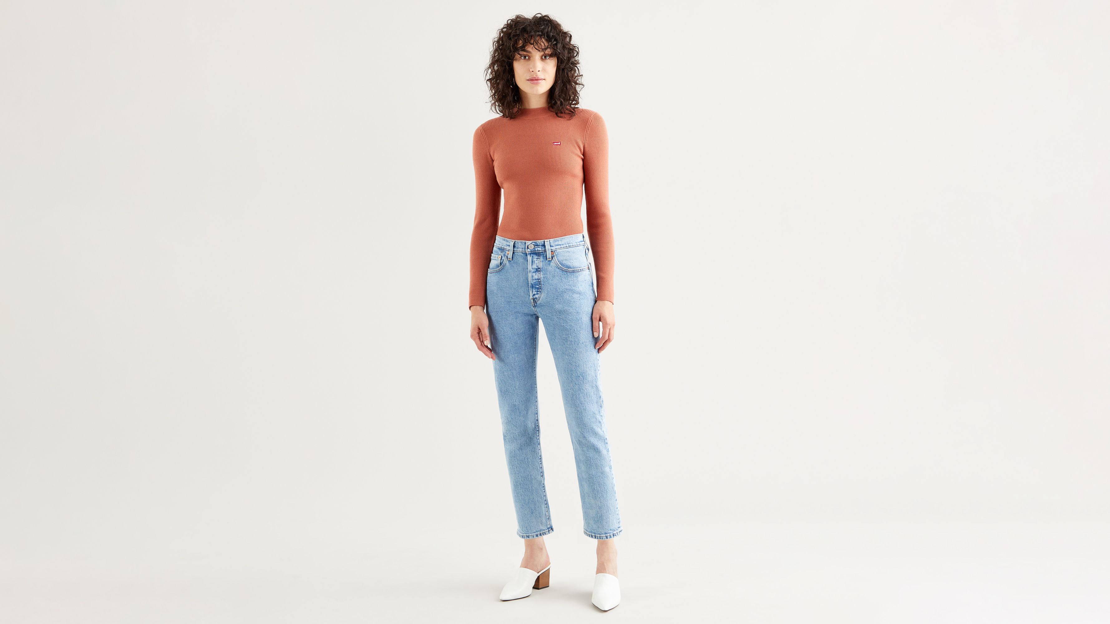 501® Levi's® Crop Jeans - Medium Indigo 