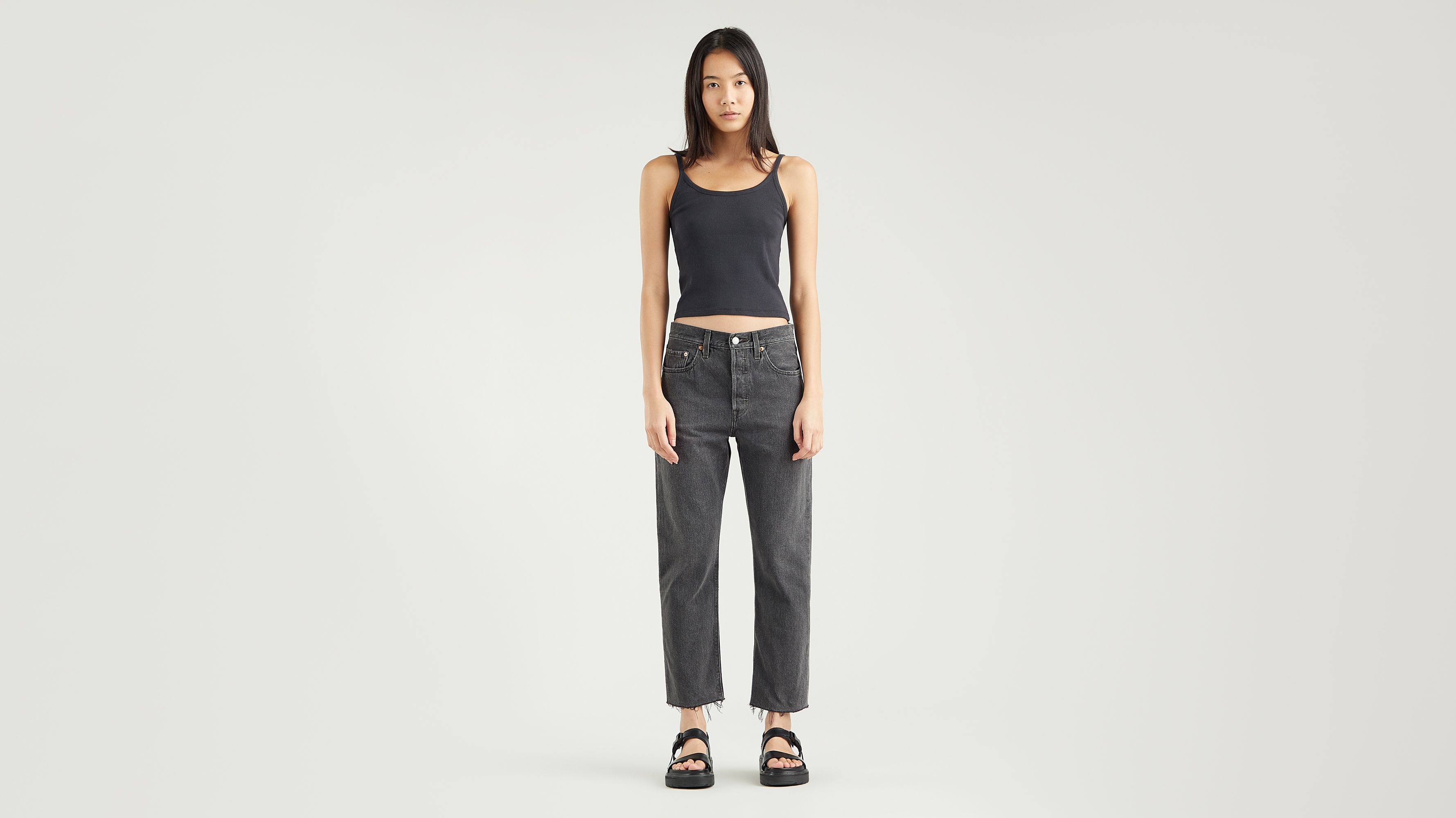 501® Levi's® Crop Jeans - Black | Levi's® GI