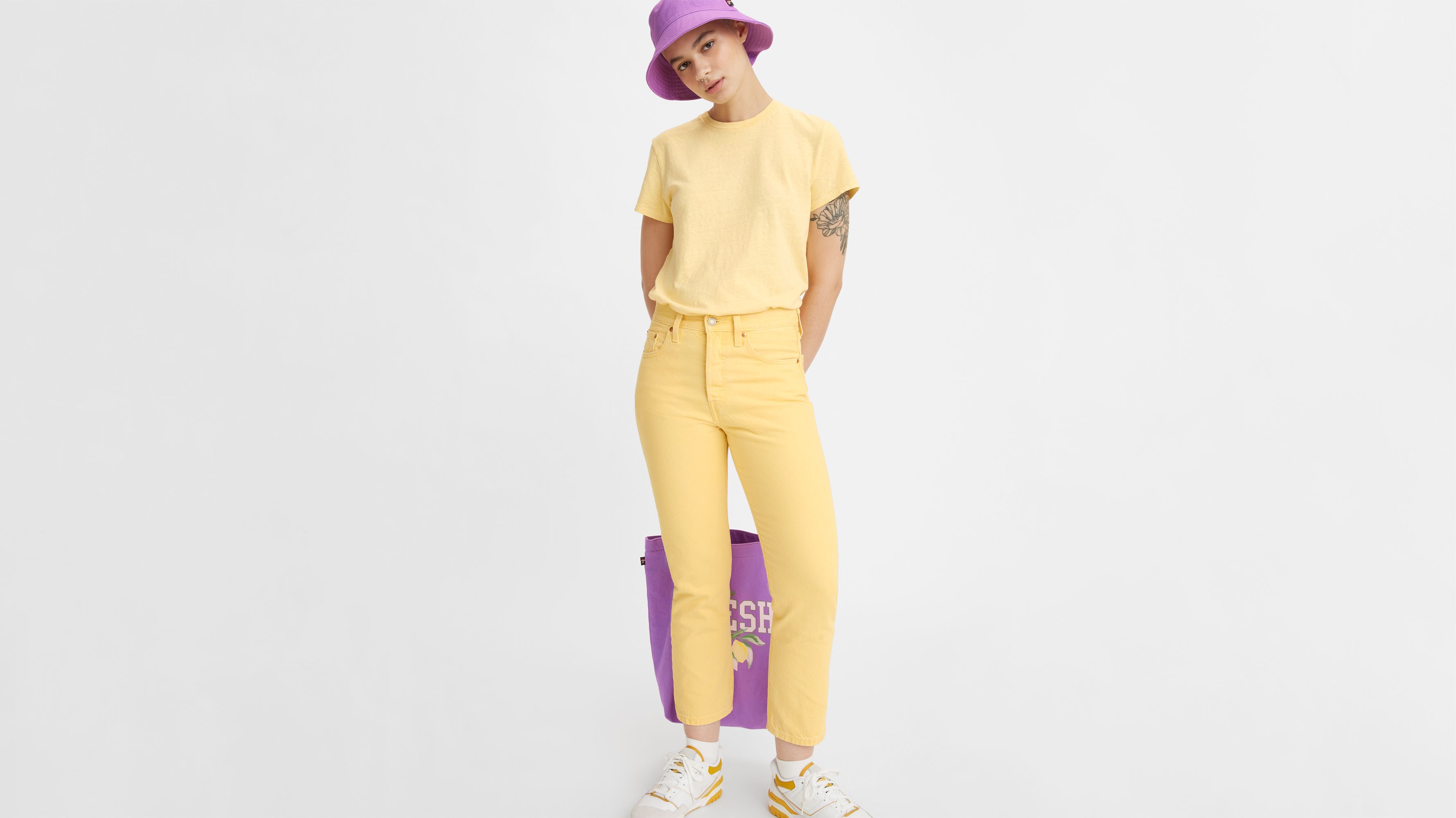 levis yellow jeans