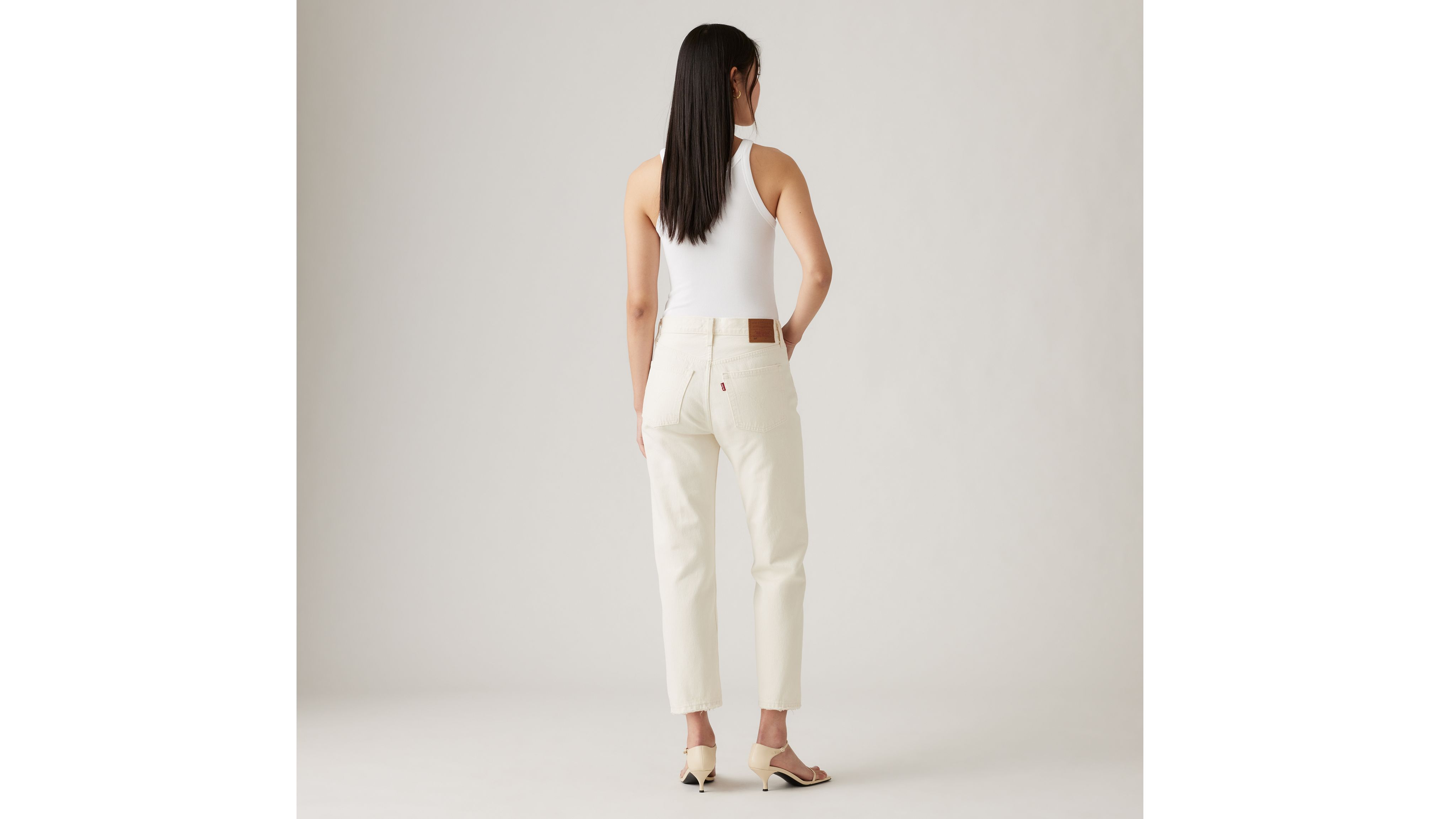 501® Original Cropped Women's Jeans 3