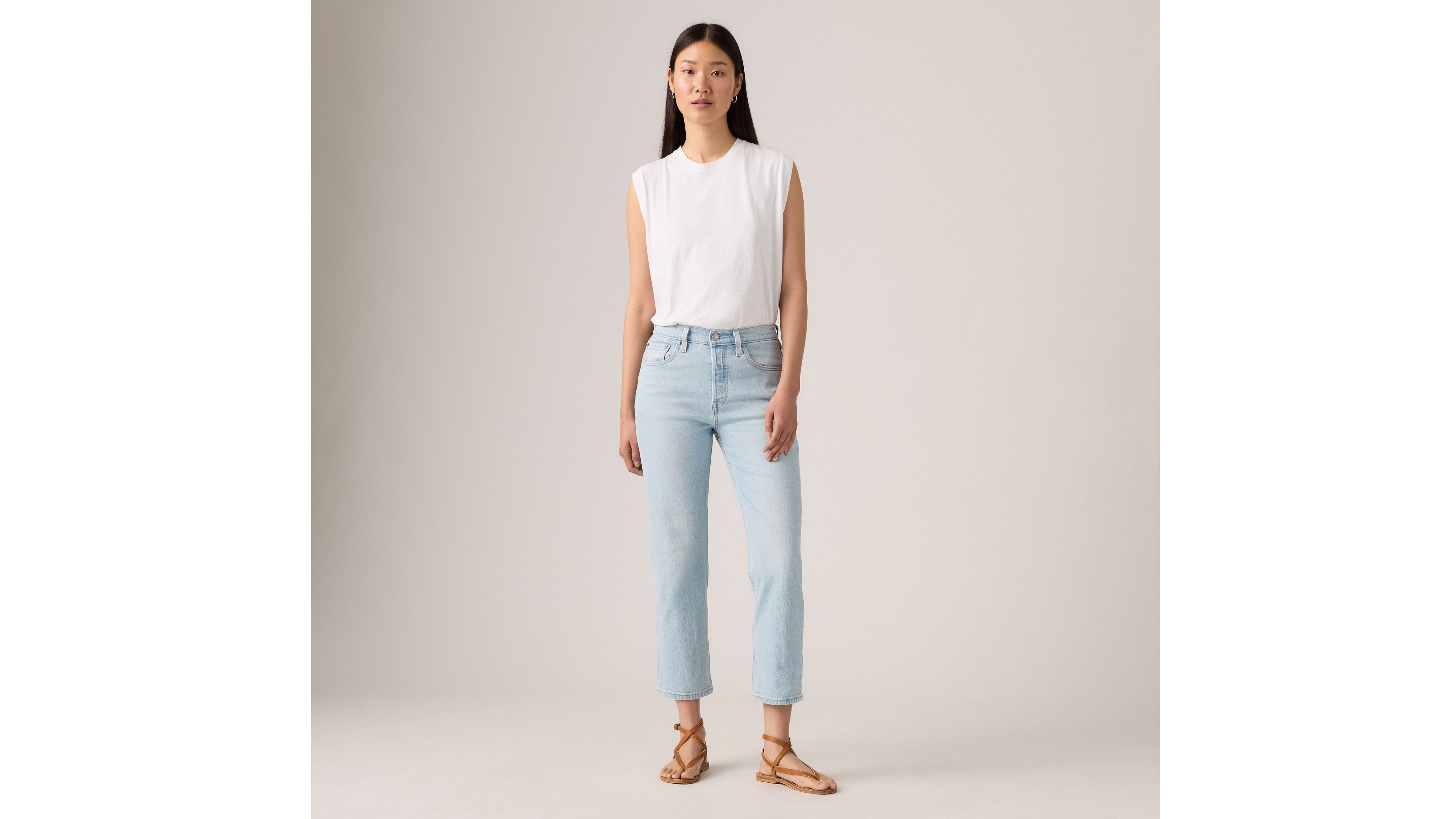 501® Original Cropped Women's Jeans 2