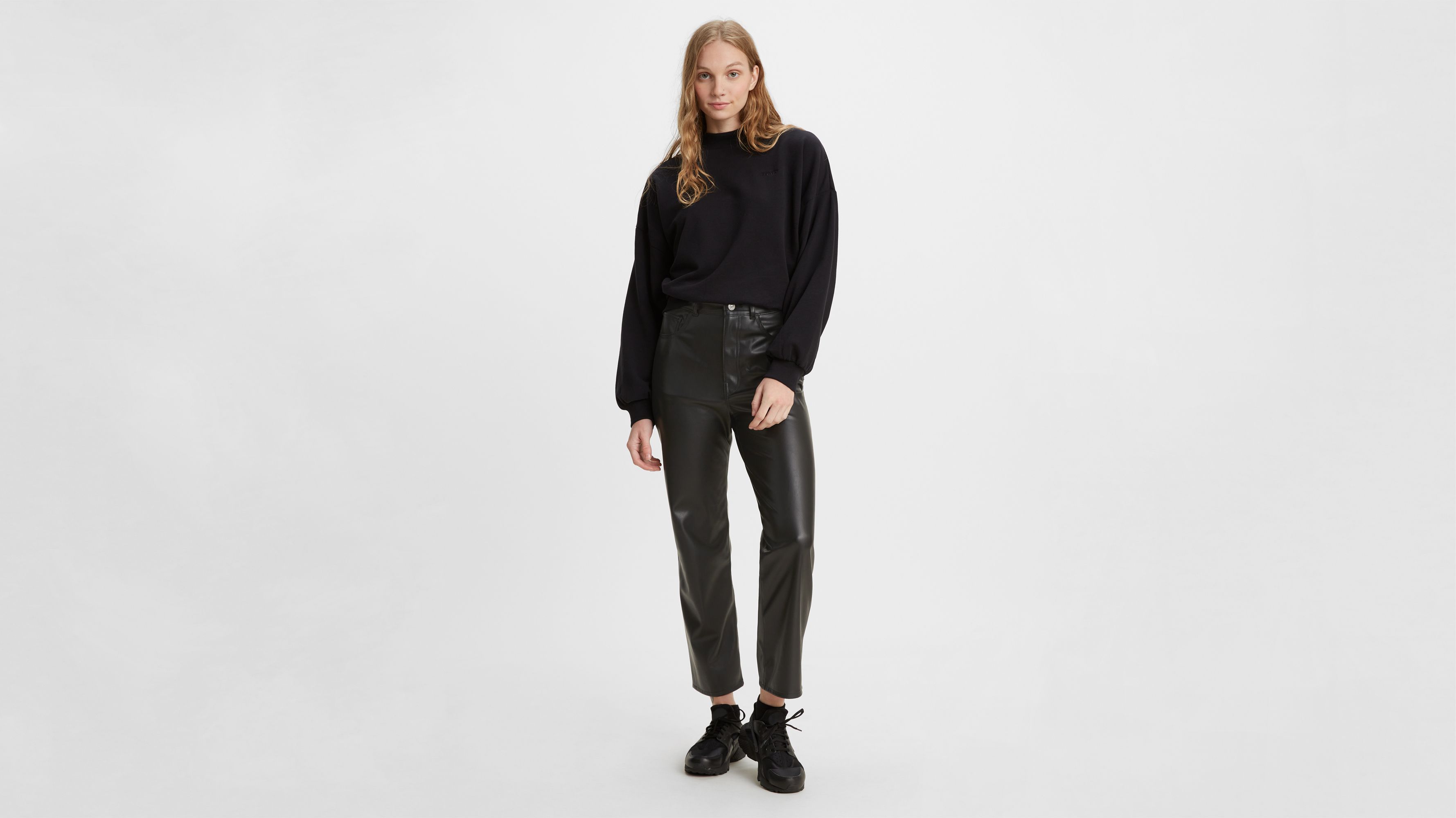 Top 47+ imagen levi’s black faux-leather ribcage straight trousers