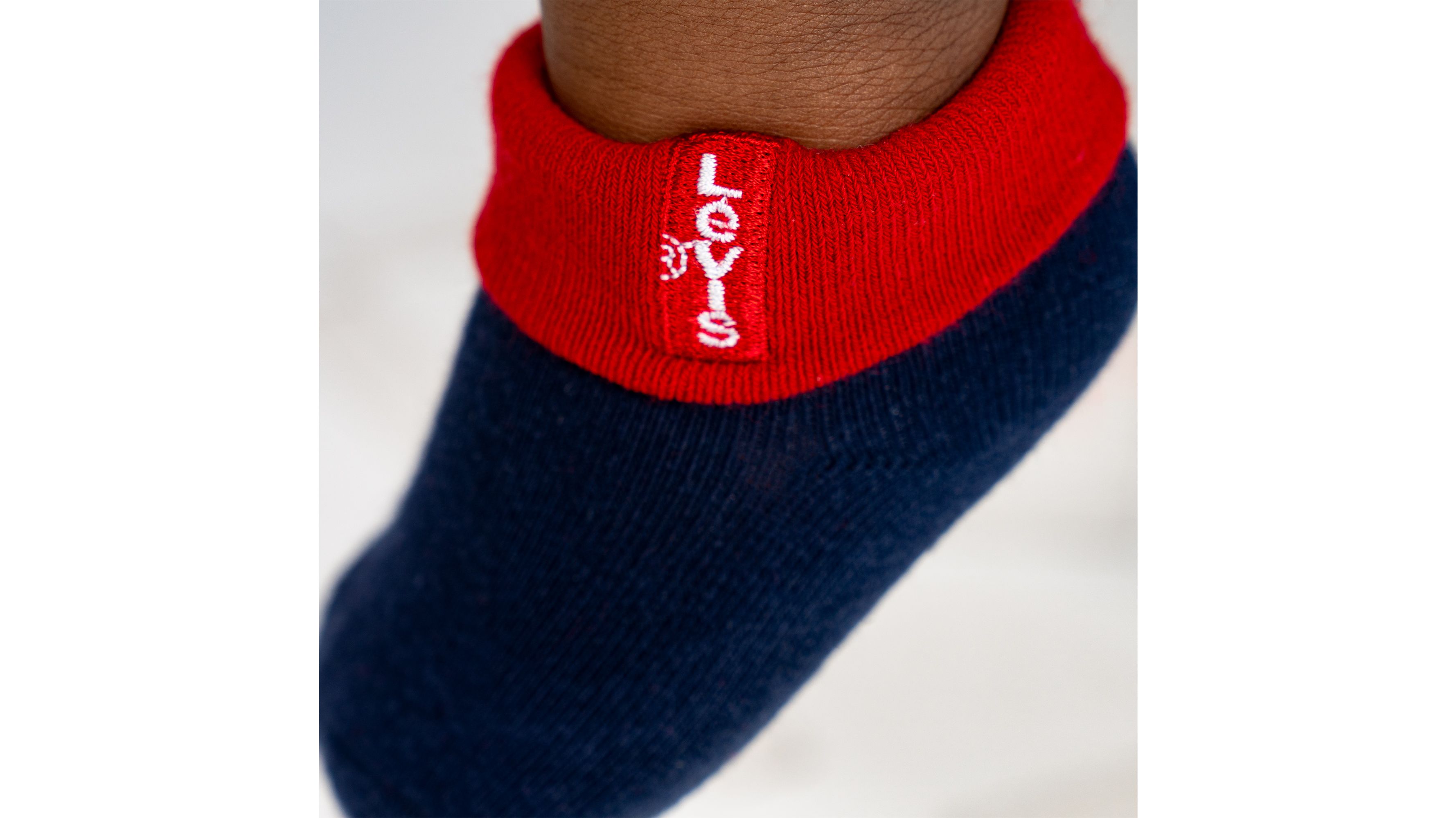 Levi's® Classic Logo Onesie Gift Set Baby 6-12M 4