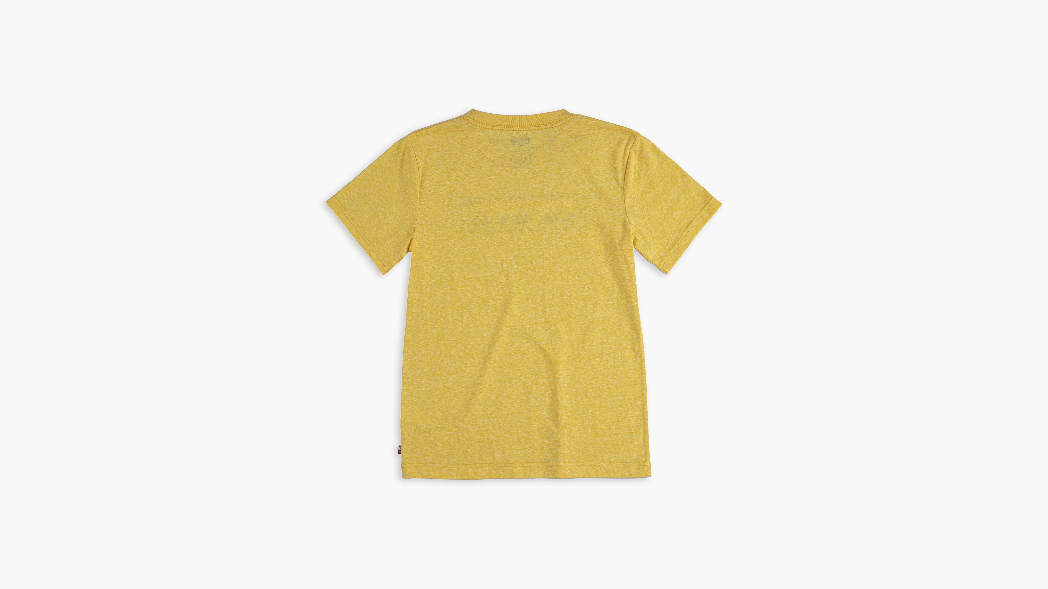 levis box tab graphic tee