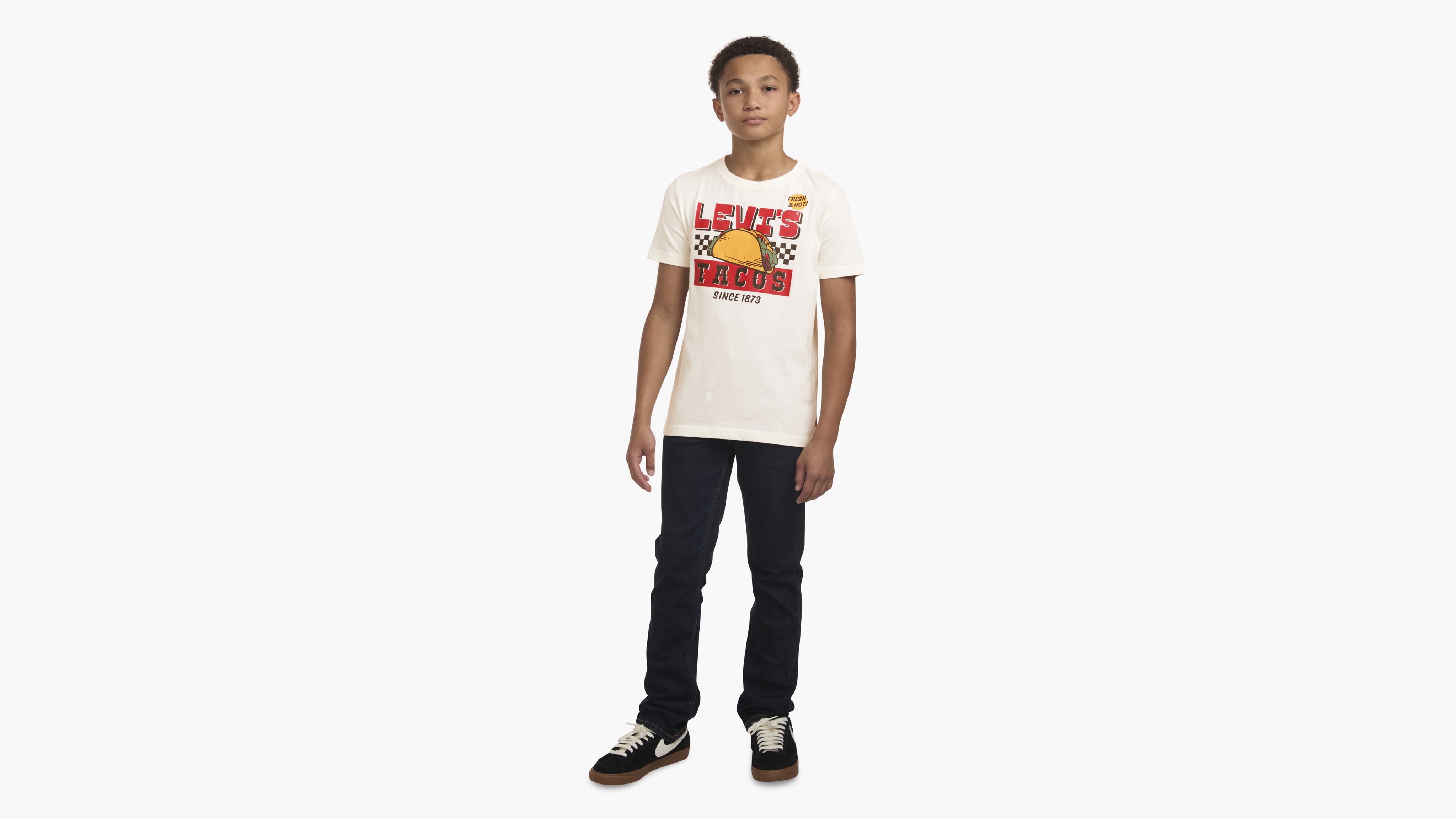 Levi's Fresh & Hot Tacos Tee Big Boys 8-20 T-Shirt M