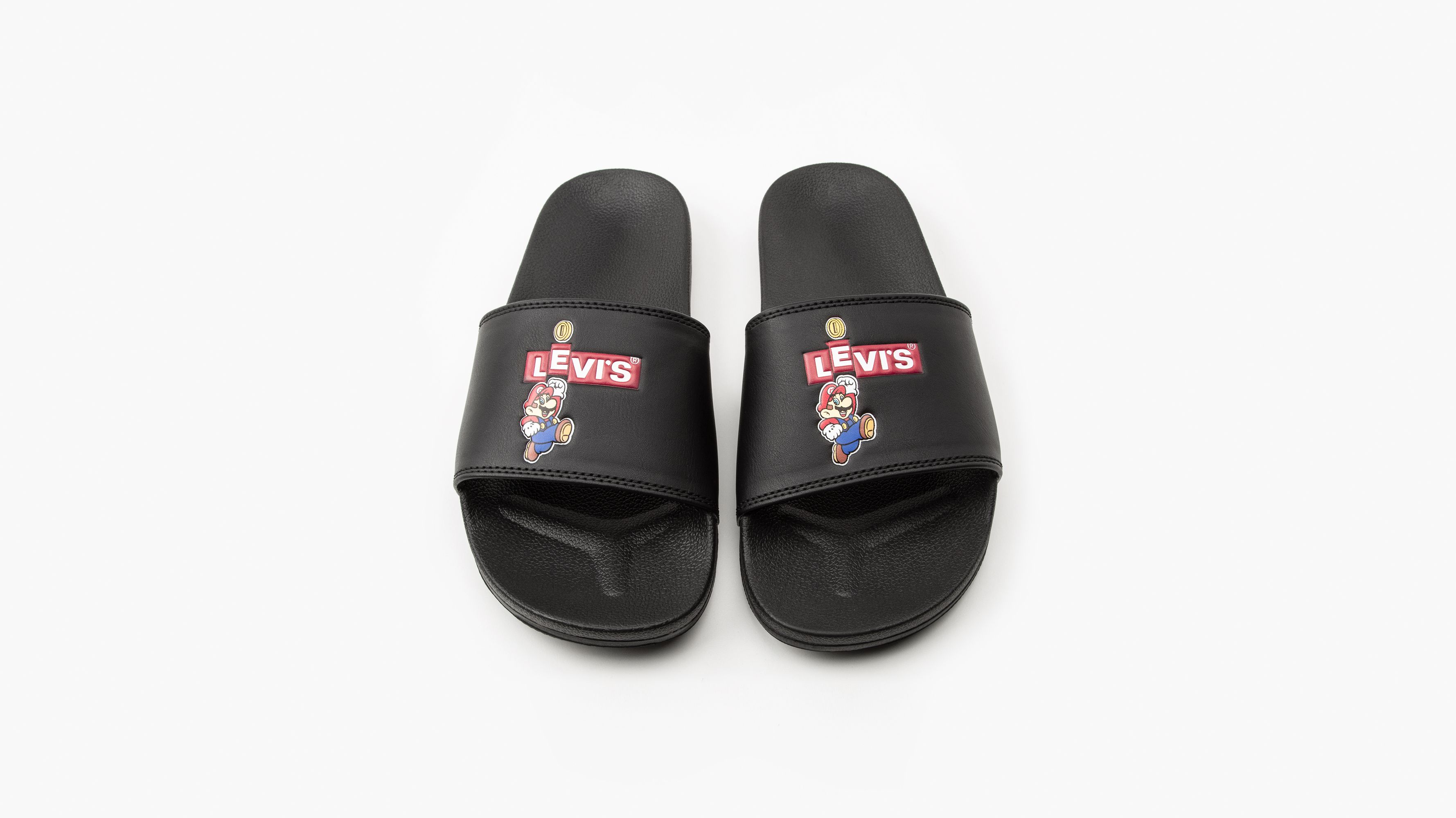 levis flip flops