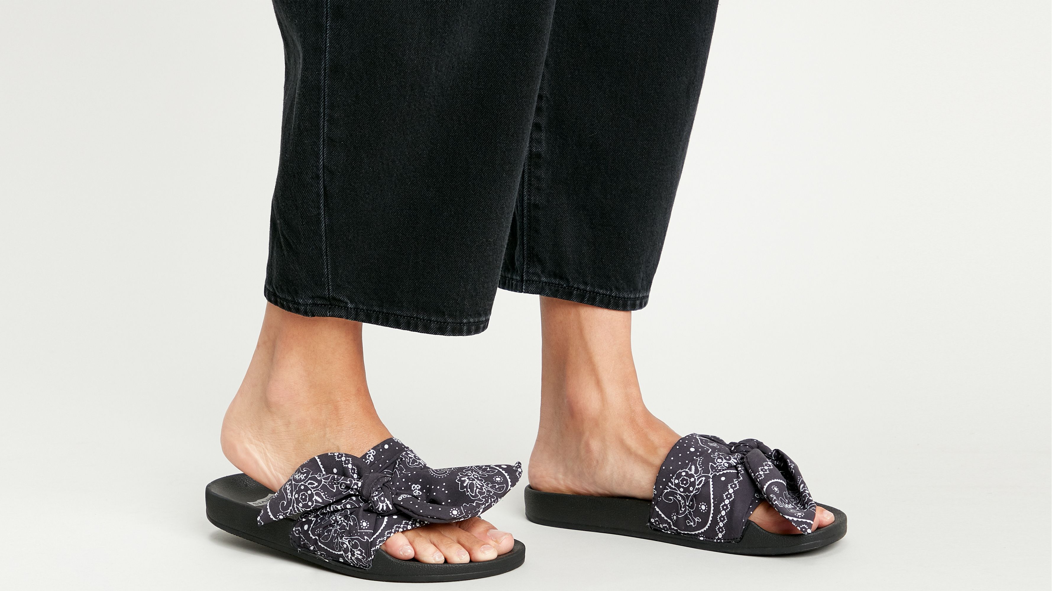 levis slider