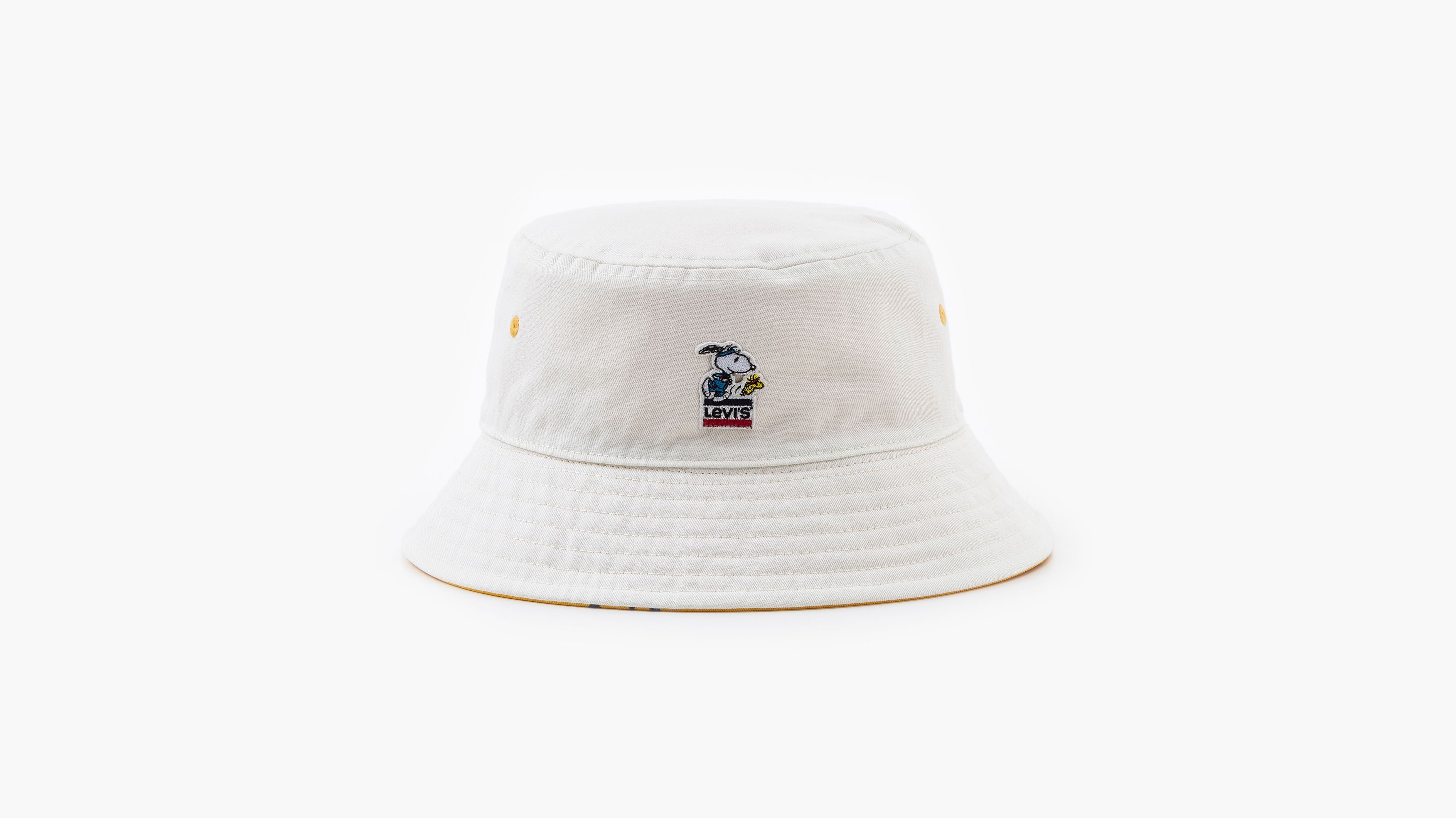 levis snoopy hat