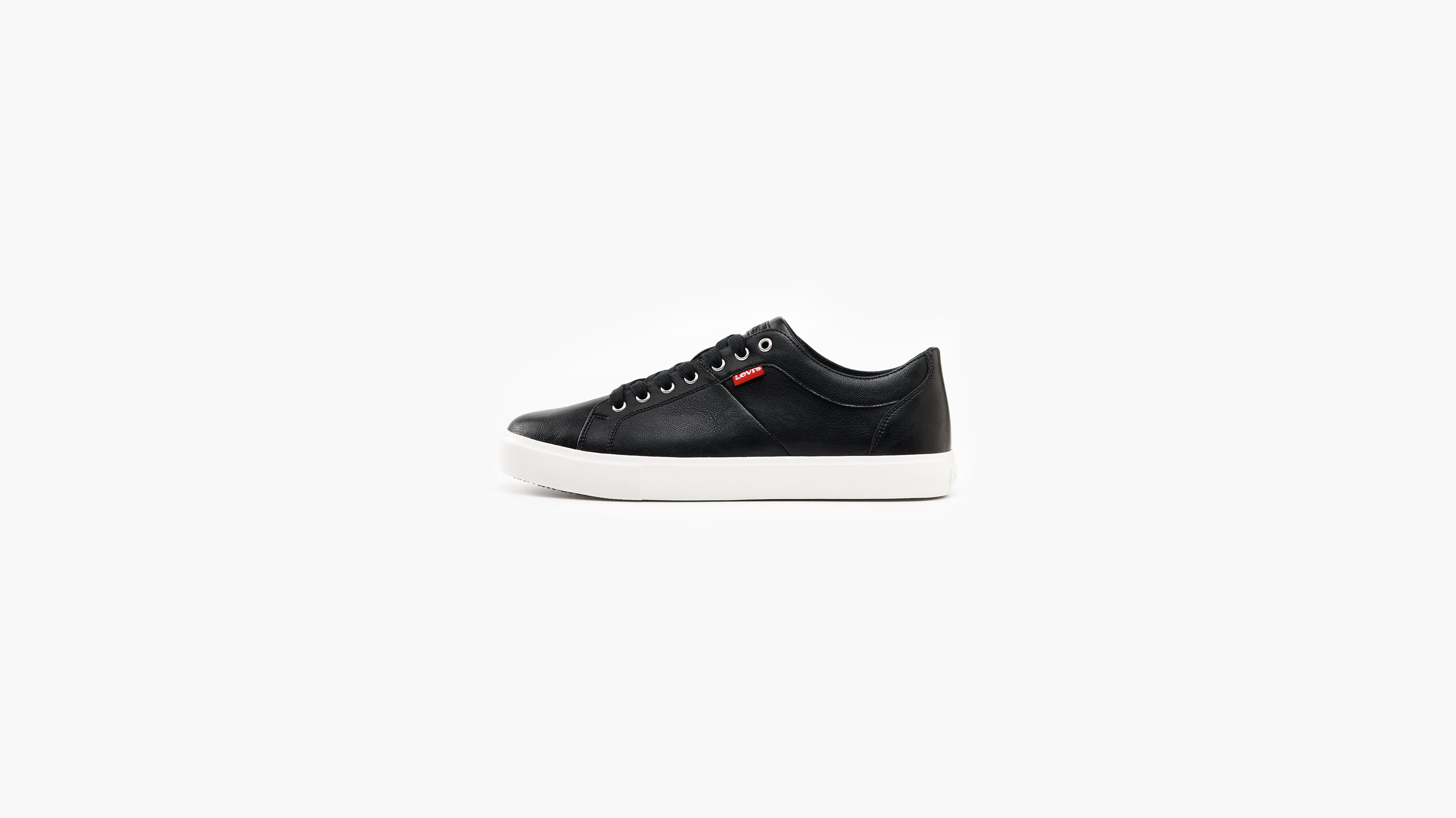 Levis all deals black shoes