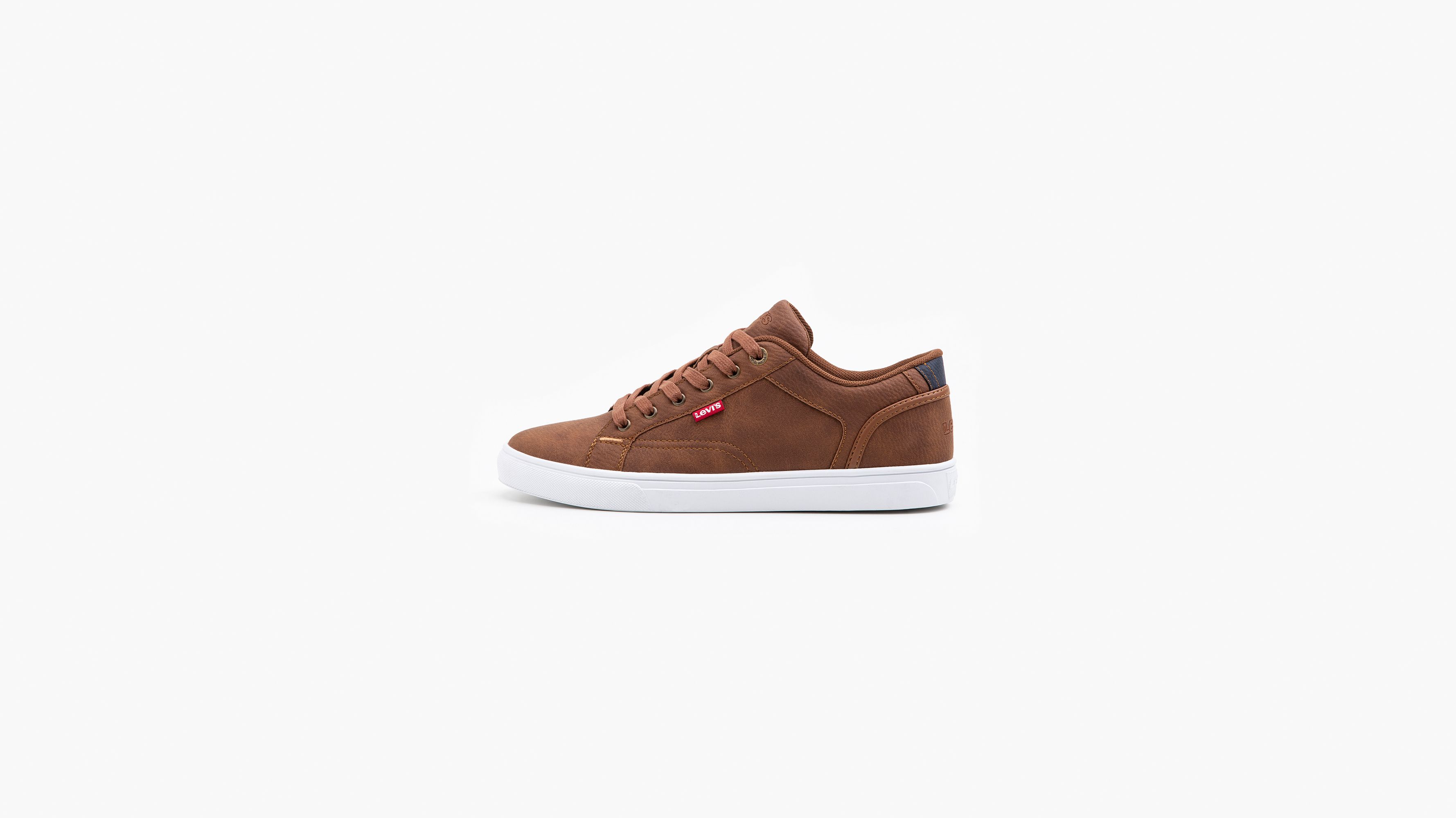 Levis store shoes brown