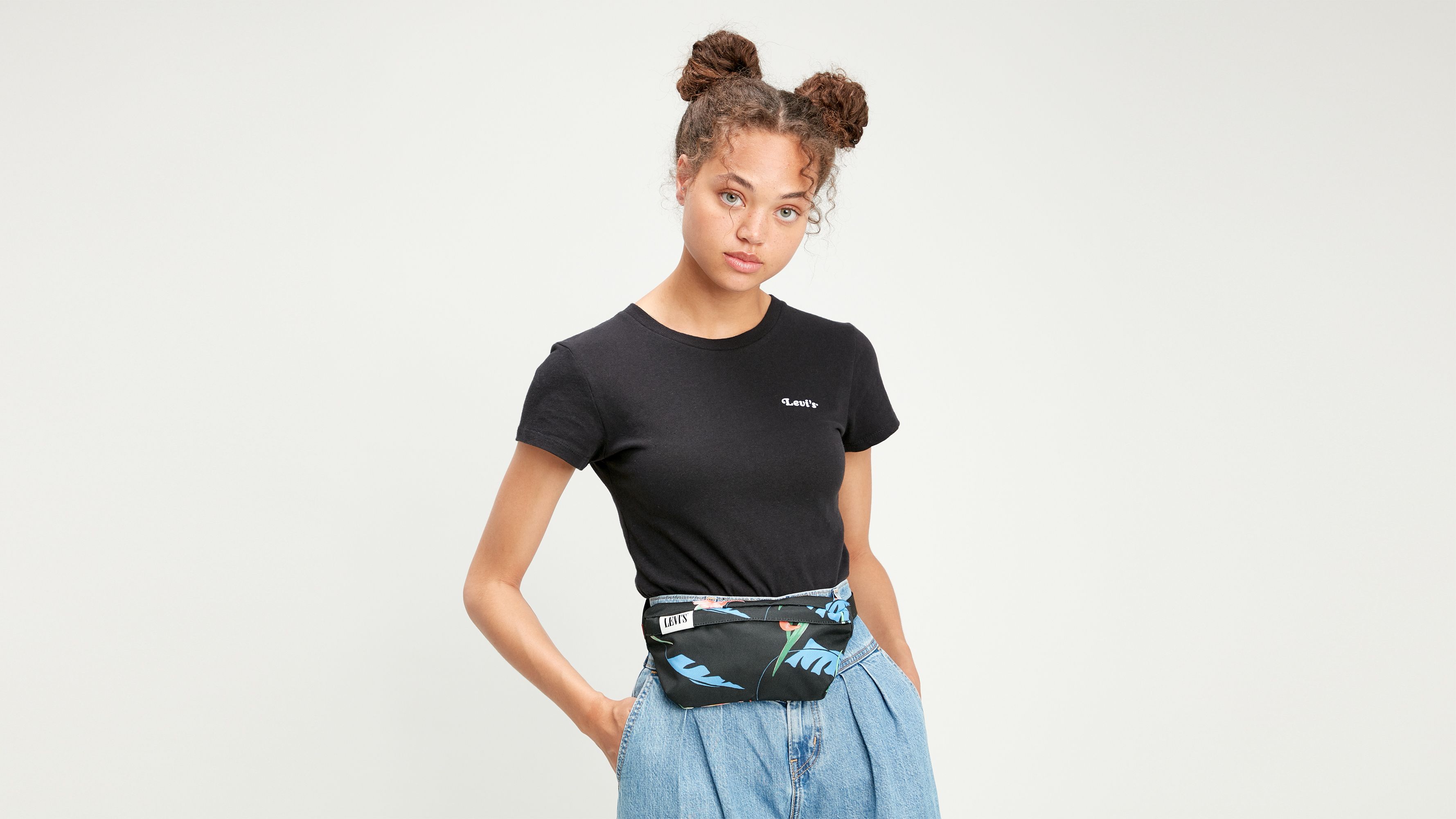 banana sling bag levis