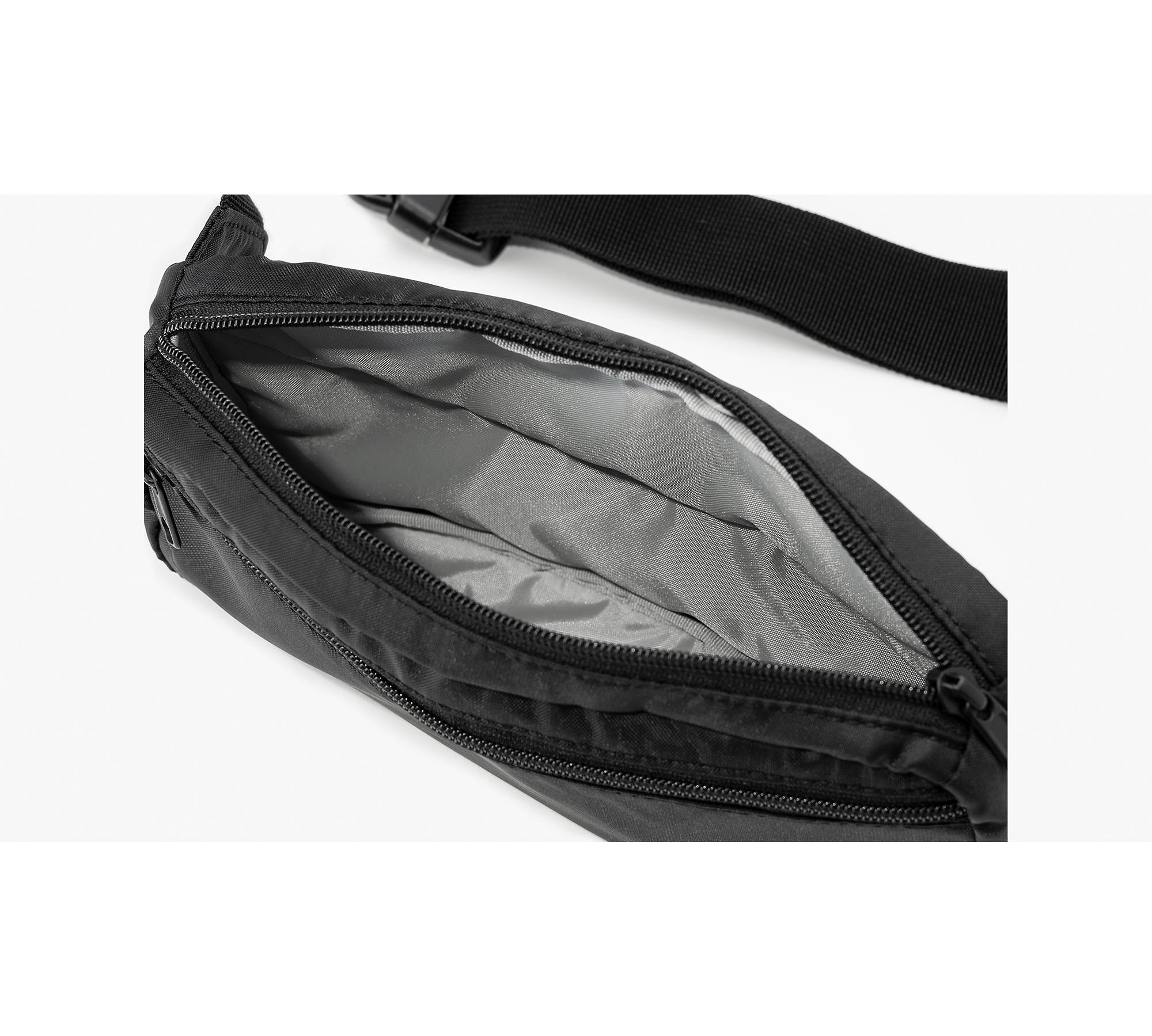Medium Banana Sling Bag - Black | Levi's® GB