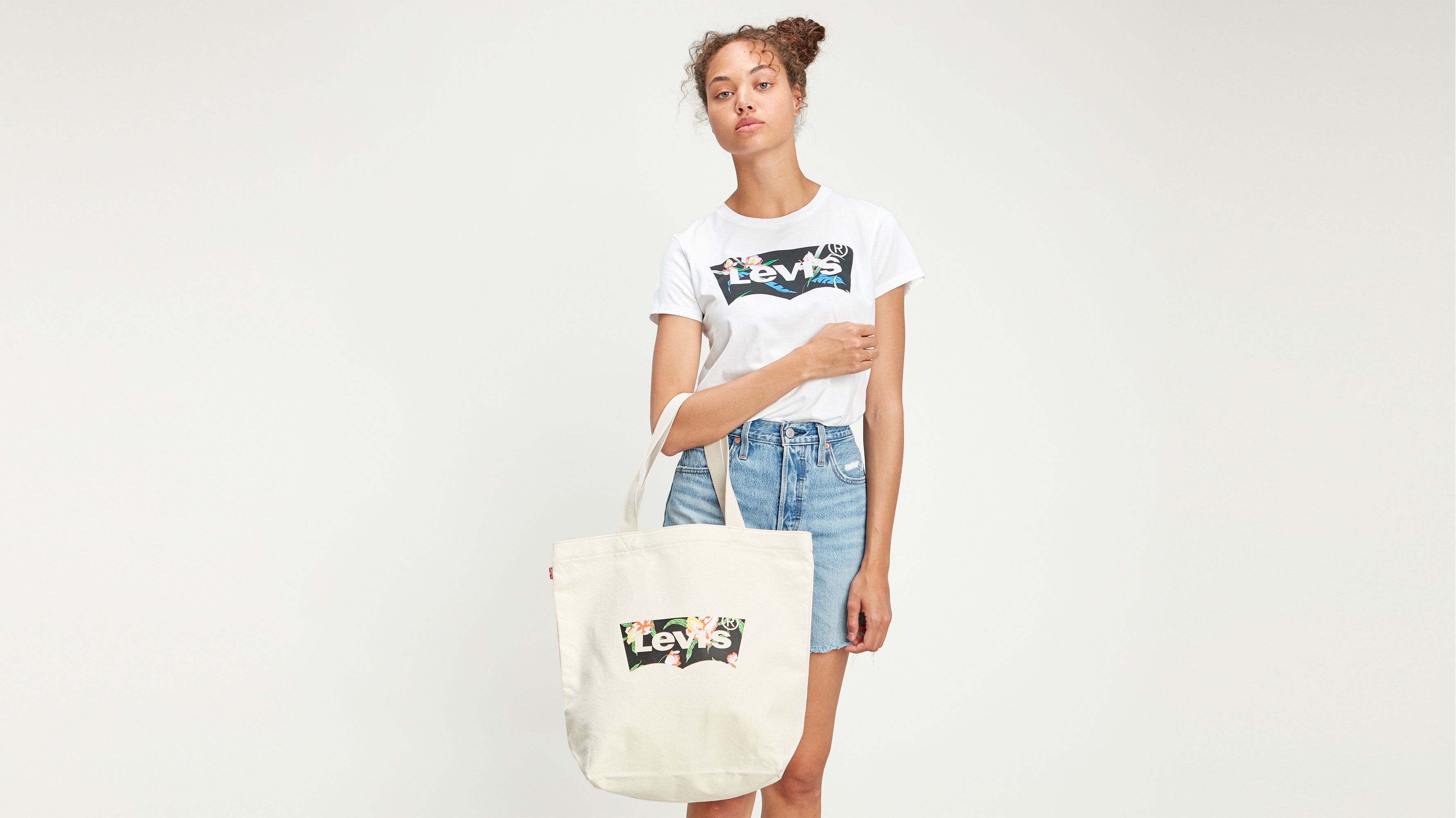 levis batwing tote