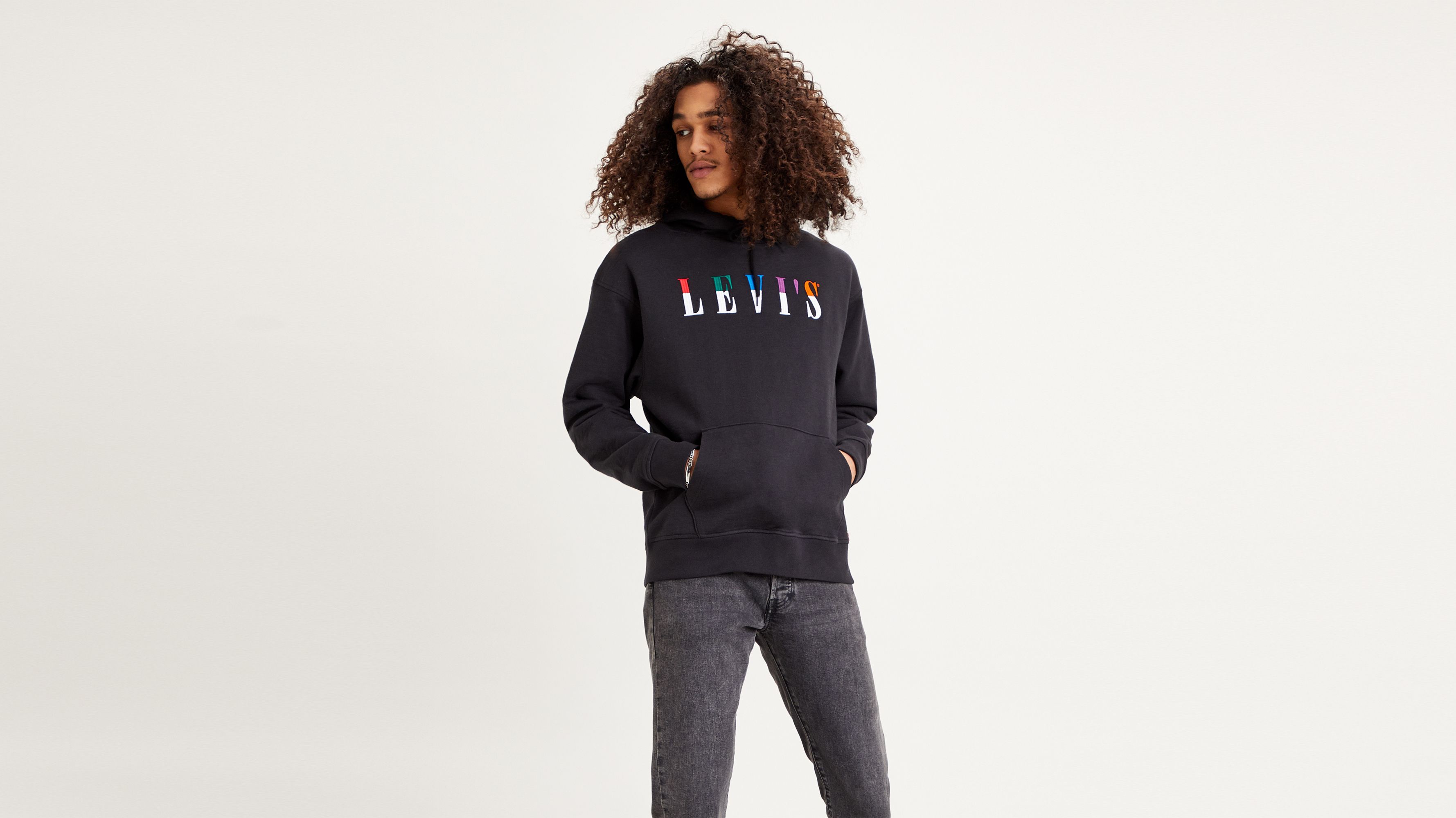 levis black hoodie