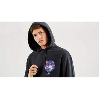 Relaxed Graphic Hoodie 3