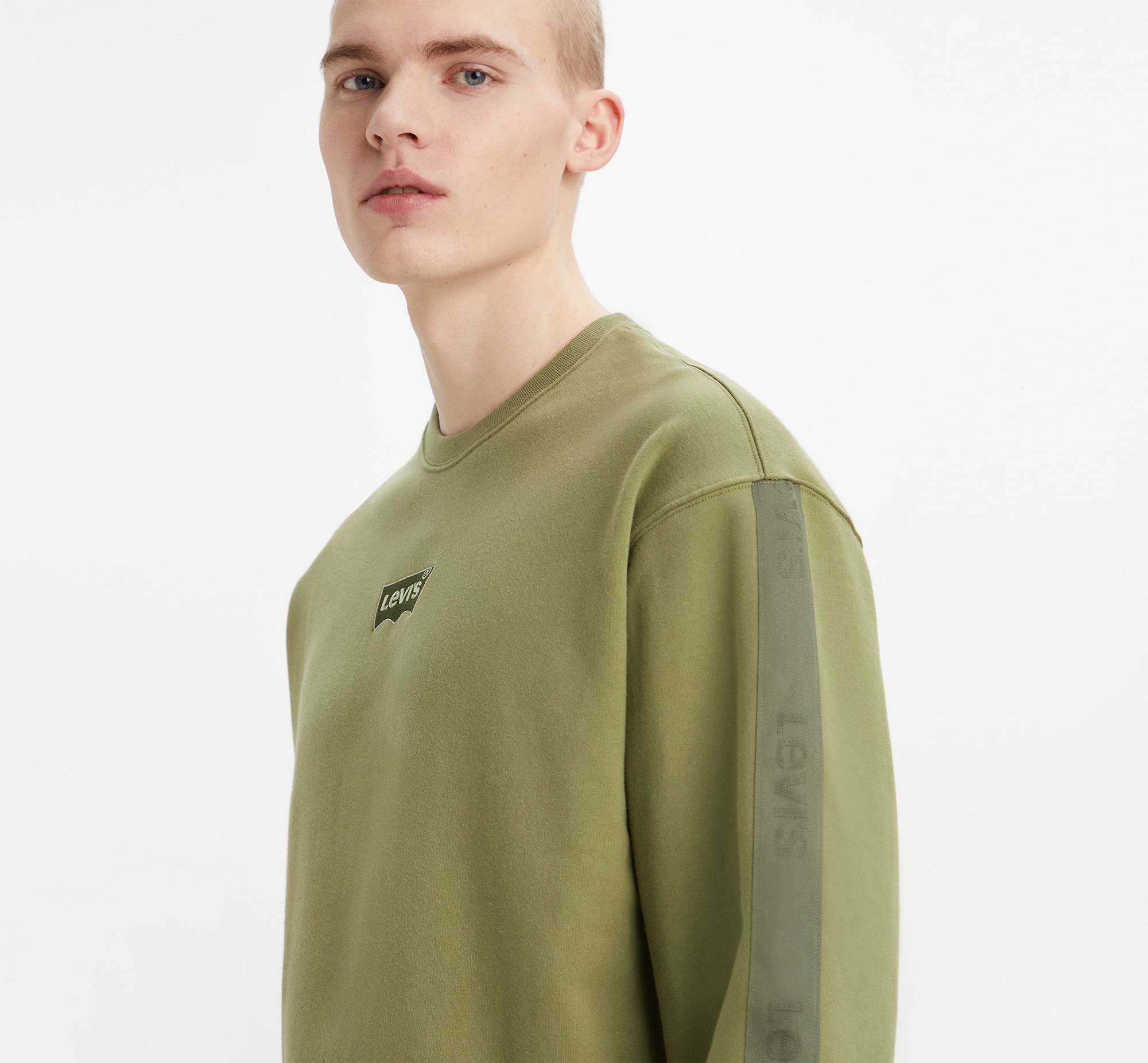 Relaxed Graphic Crewneck Sweatshirt - Green | Levi's® GB