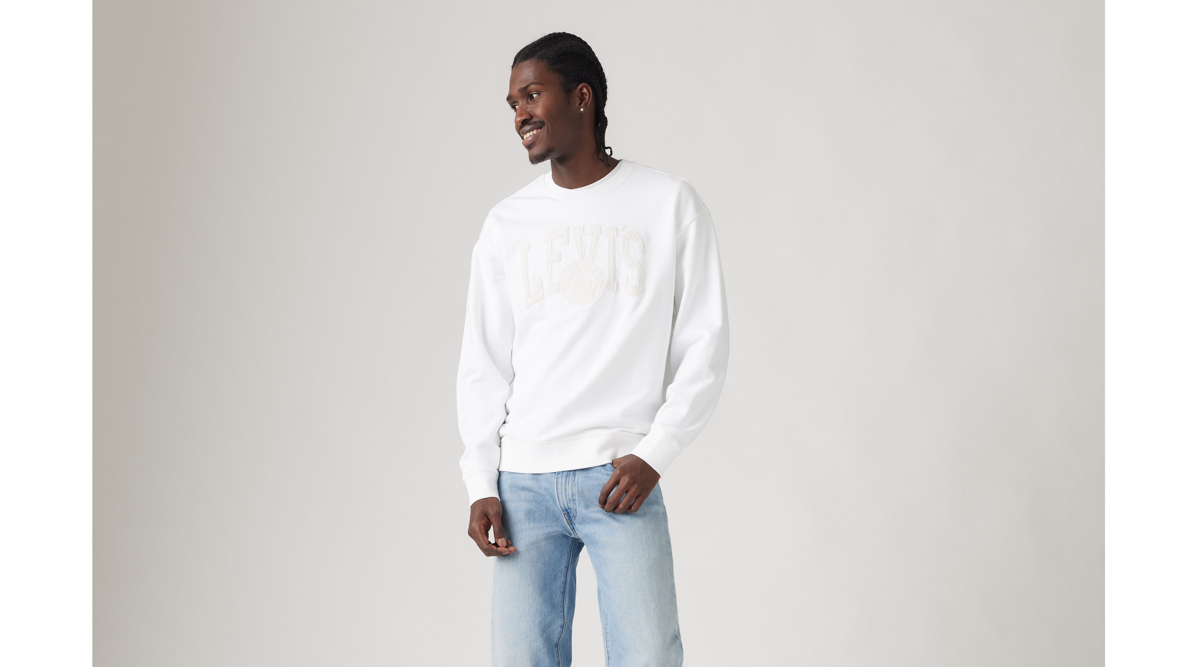 Relaxed Graphic Crewneck Sweatshirt 2