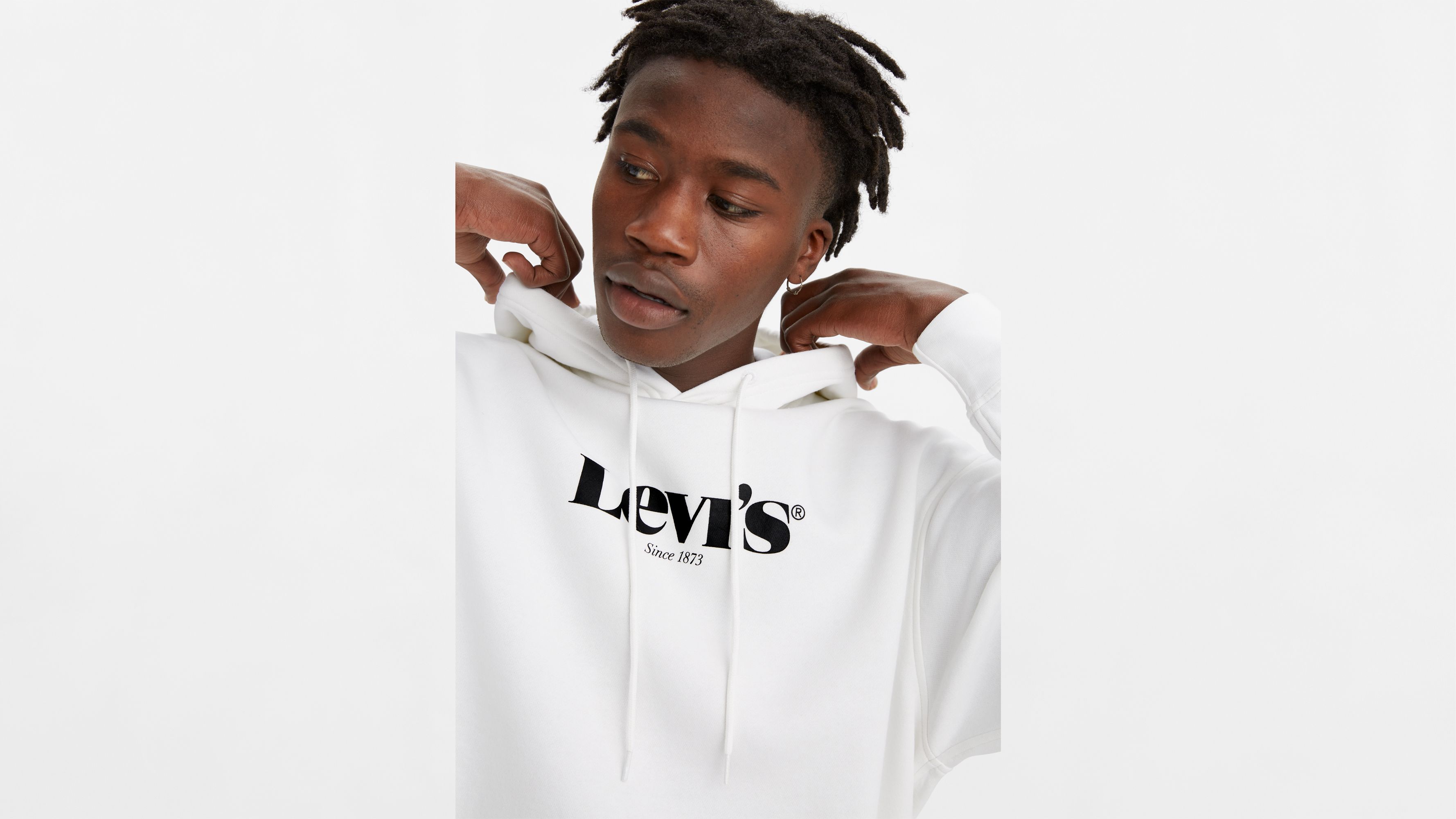 levis sweater white