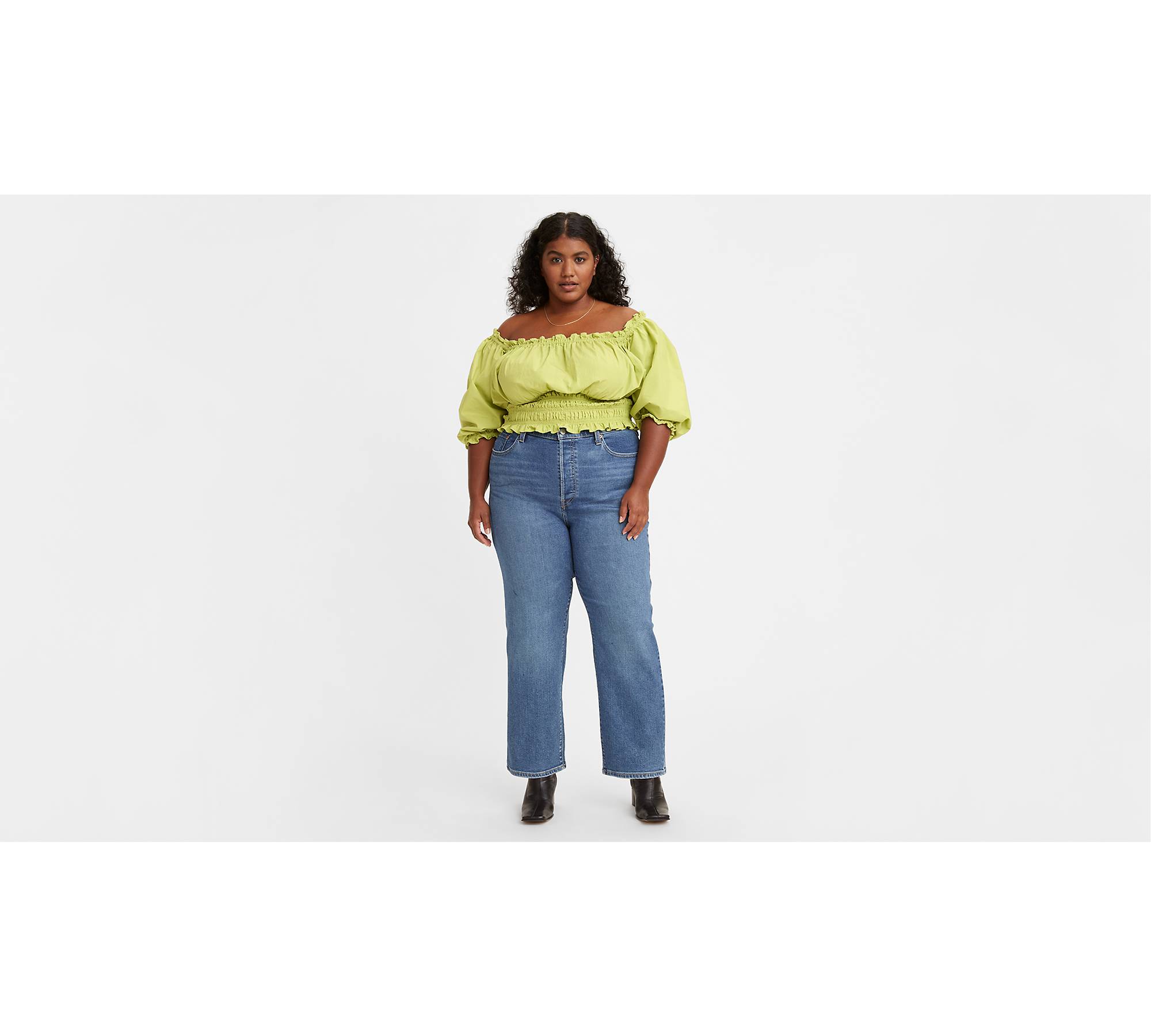 6 plus-size jeans that hit every curve of your body