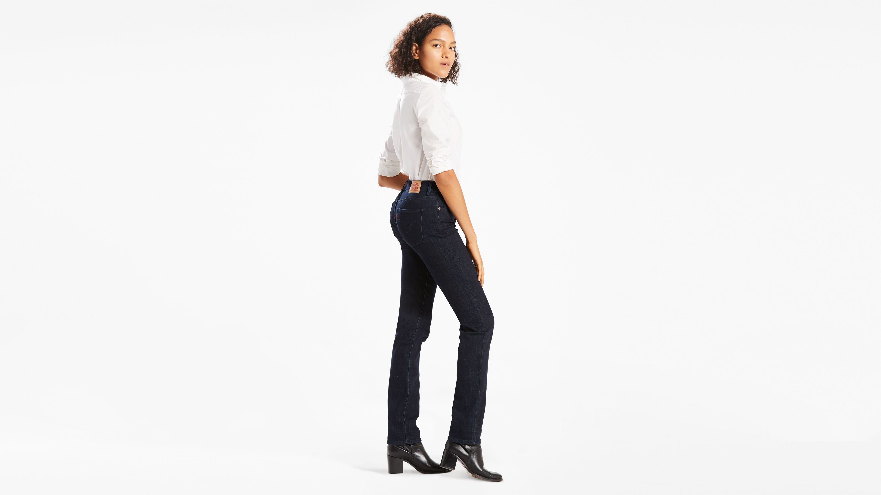 Classic Straight Fit Women's Jeans