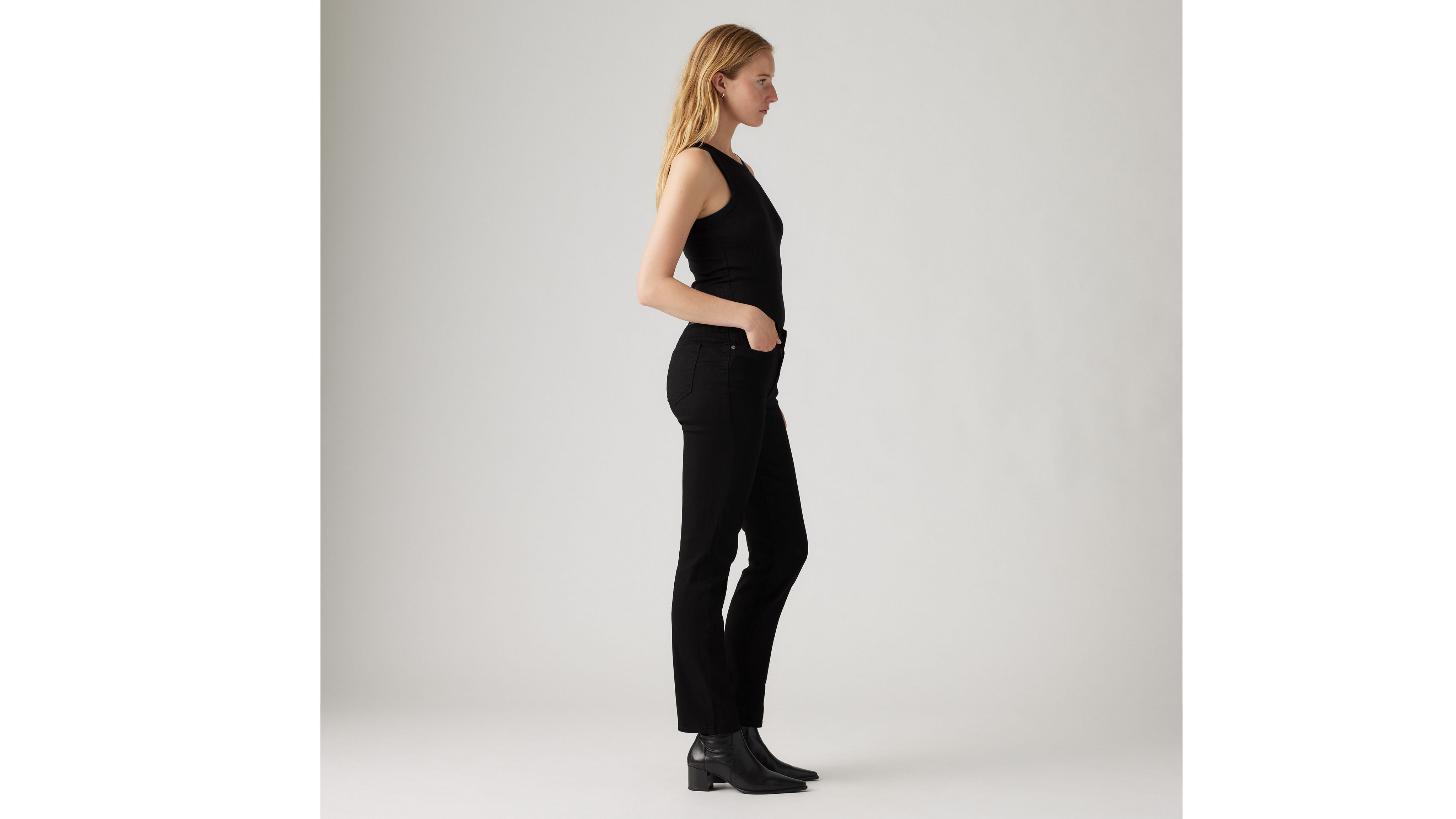 Womens Levi Classic Straight-Leg Regular-Fit Soft Black Jean