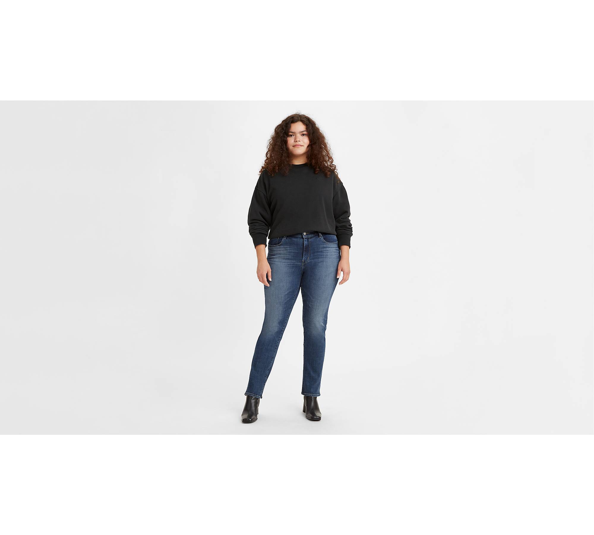 Womens Levi Classic Straight-Leg Regular-Fit Soft Black Jean