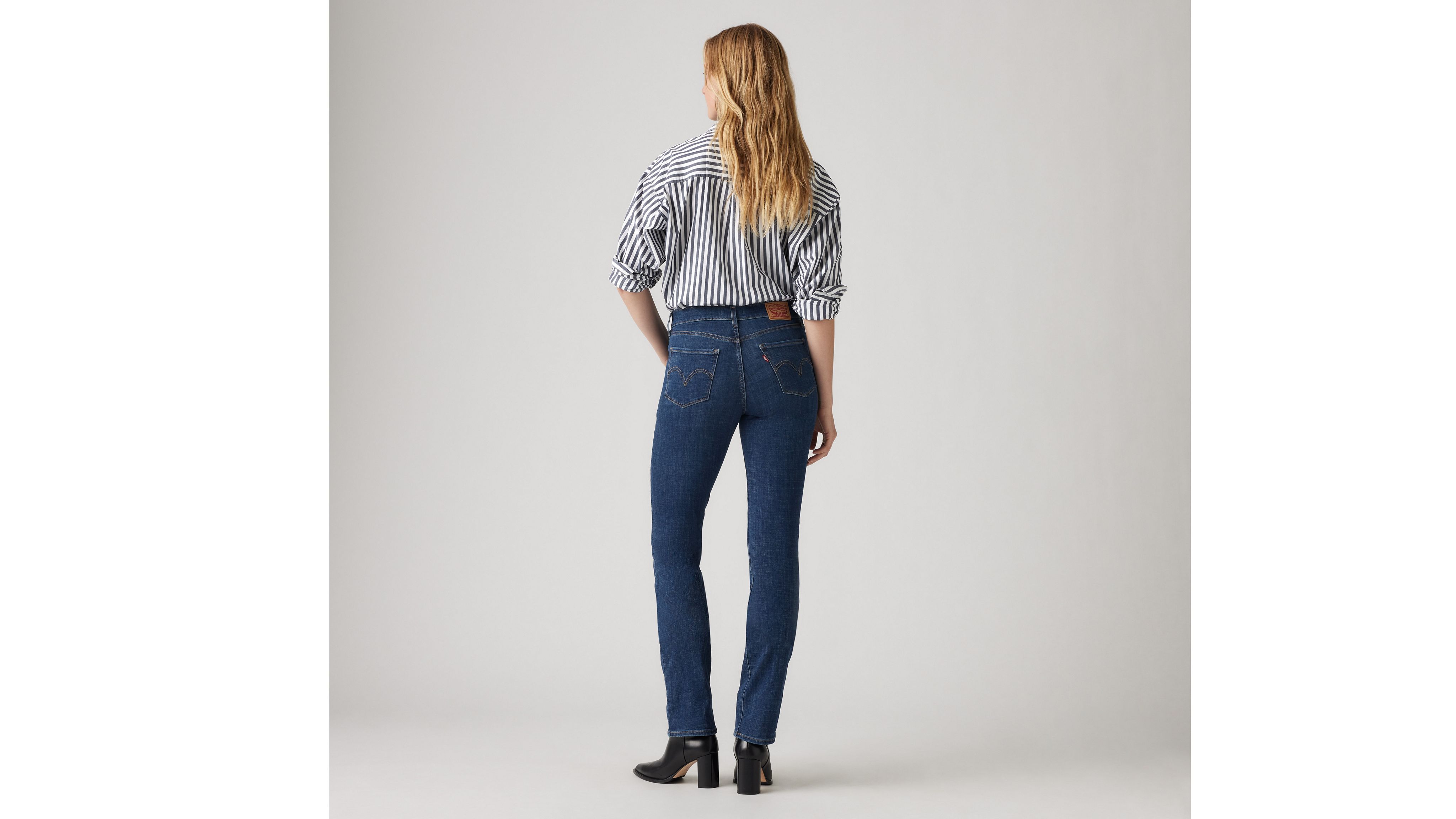 Levi's® Classic Mid Rise Straight Leg Jeans