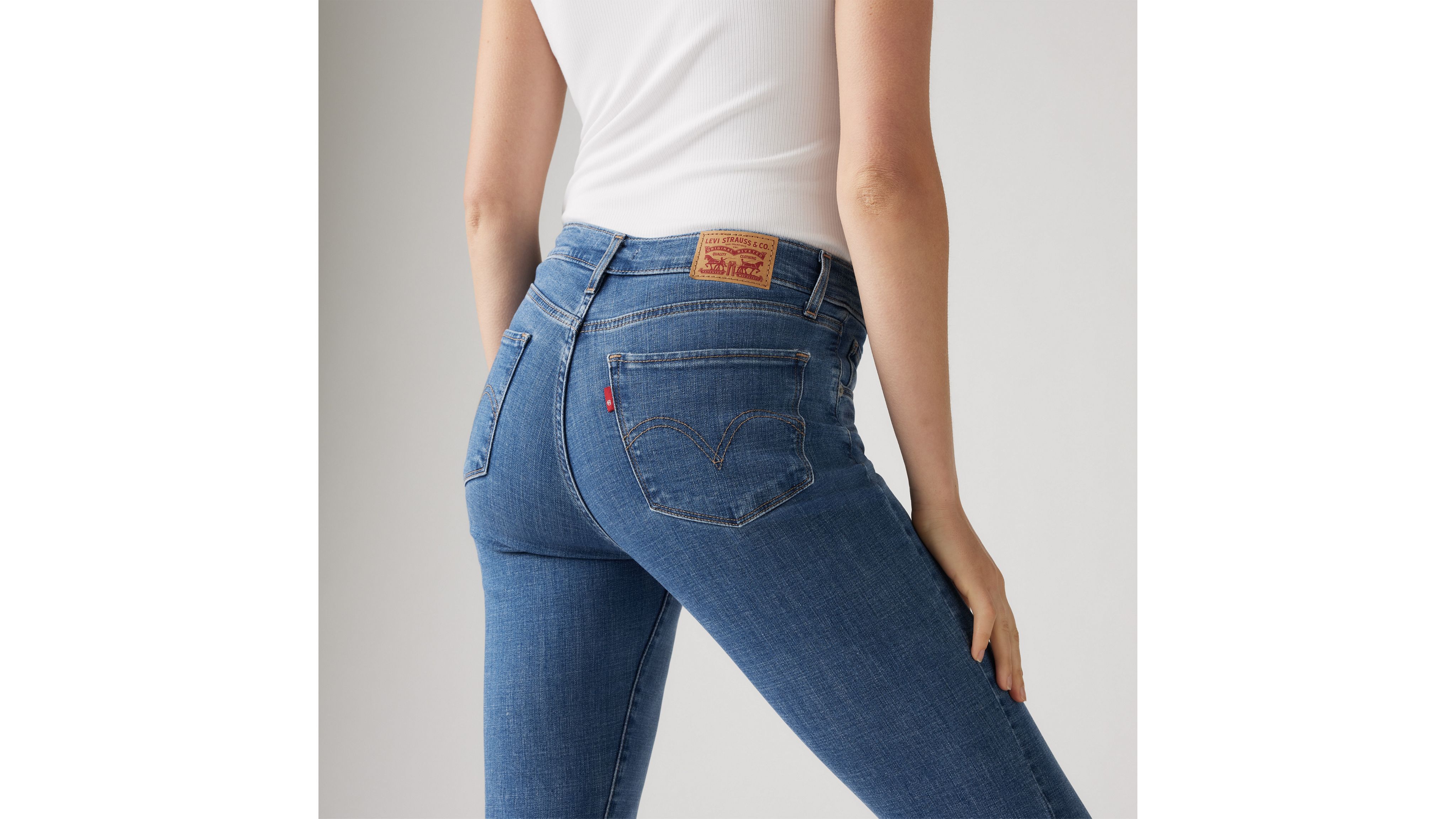 Shop Levi's Classic Straight Fit Women's Jeans 6s In Speed