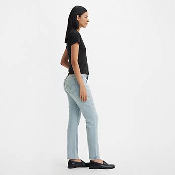Classic Straight Women's Jeans 2