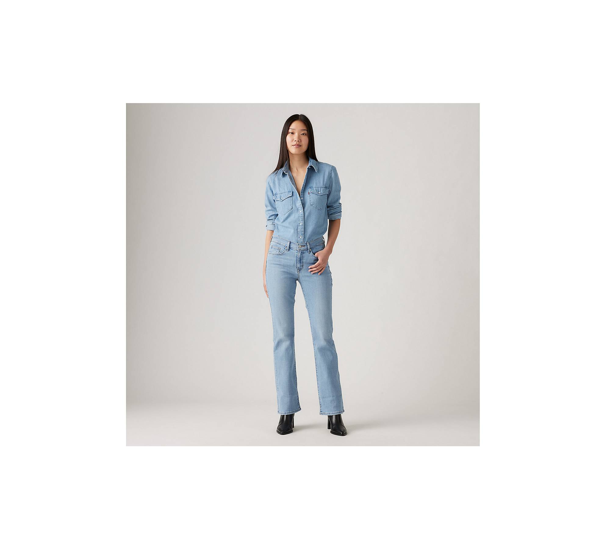Levi's® Classic Mid Rise Bootcut Jeans
