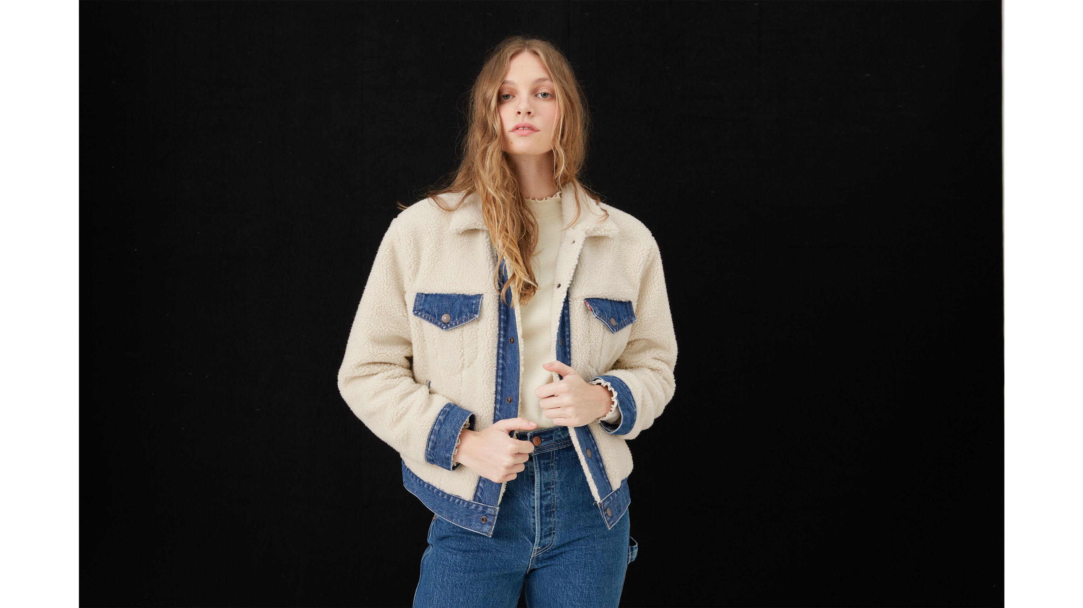 levi's relaxed trucker jacket