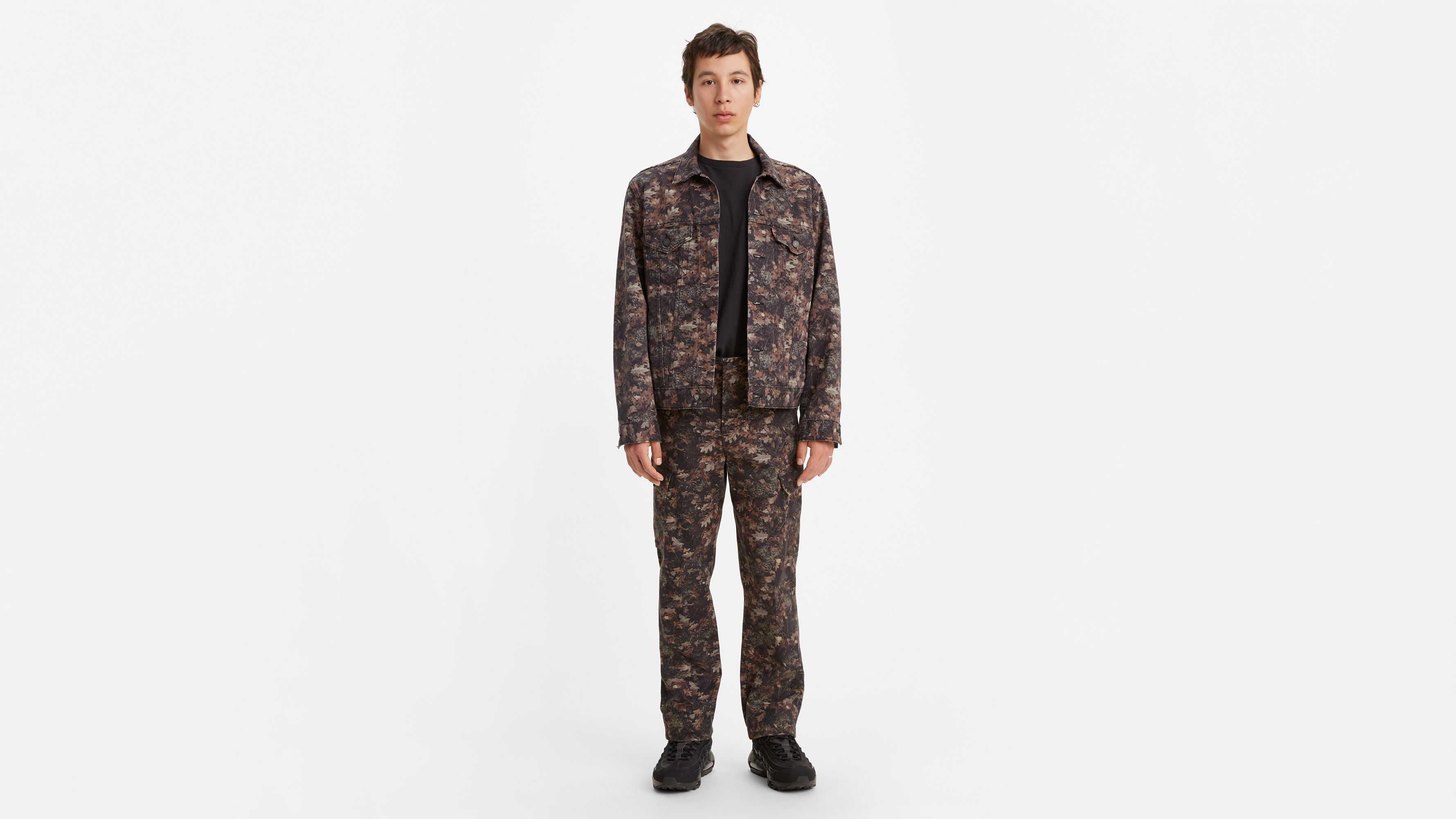 levi's camo cargo pants