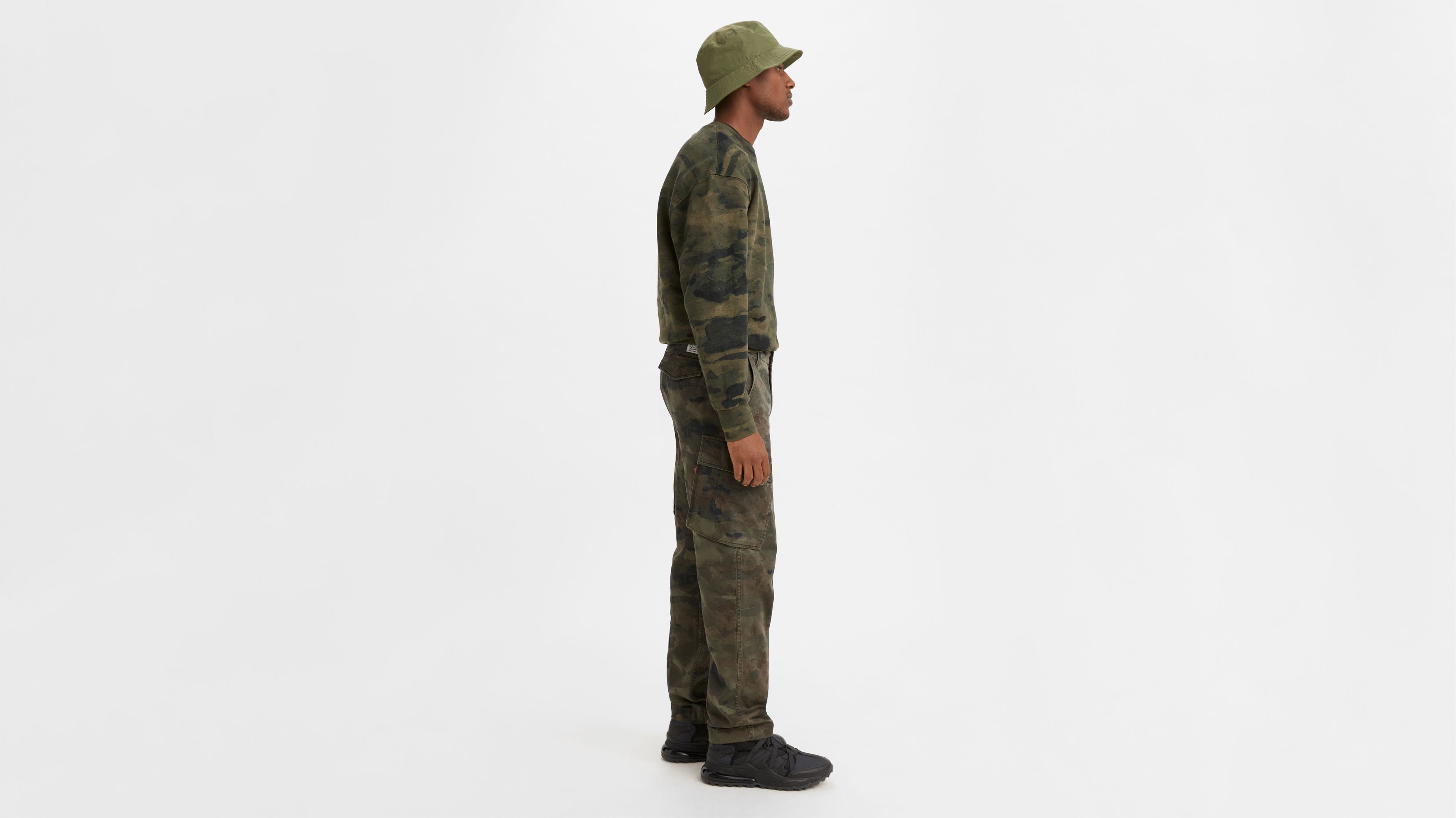 Supreme X Levis Camouflage Trousers in Green for Men