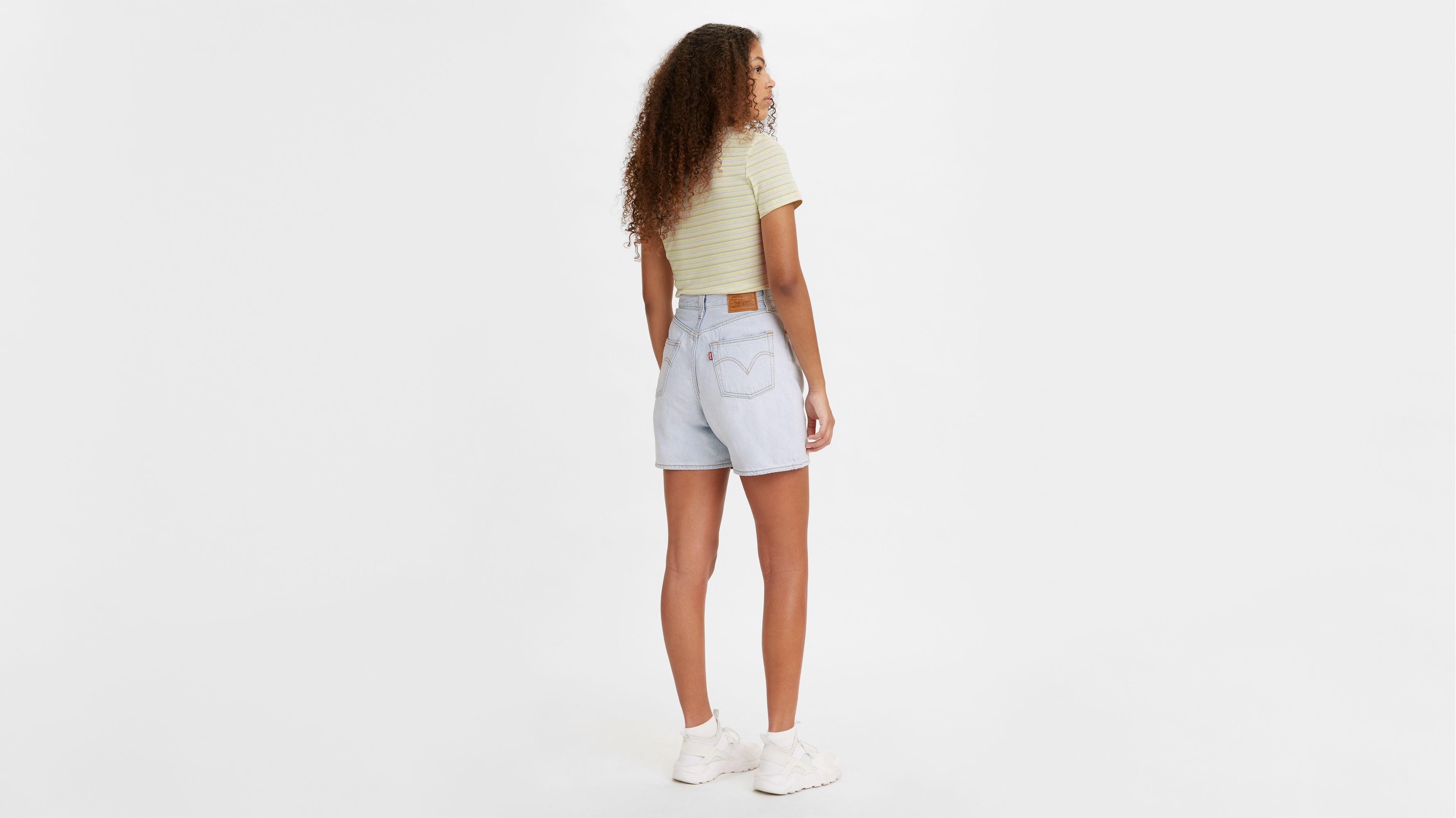 Pleated Ribcage Women's Shorts - Light Wash | Levi's® US