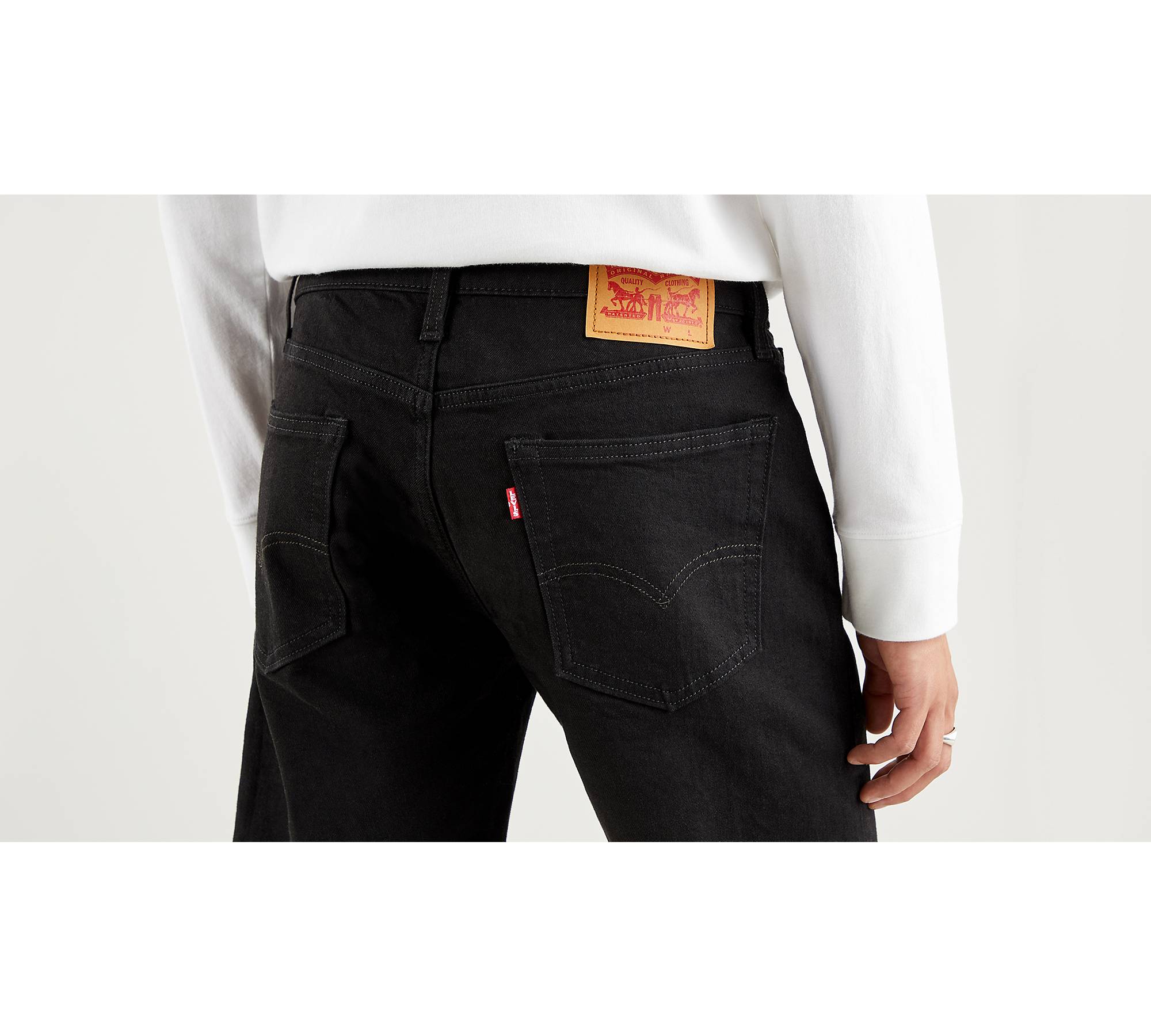Levi's® 405™ Standard Shorts - Black | Levi's® GB