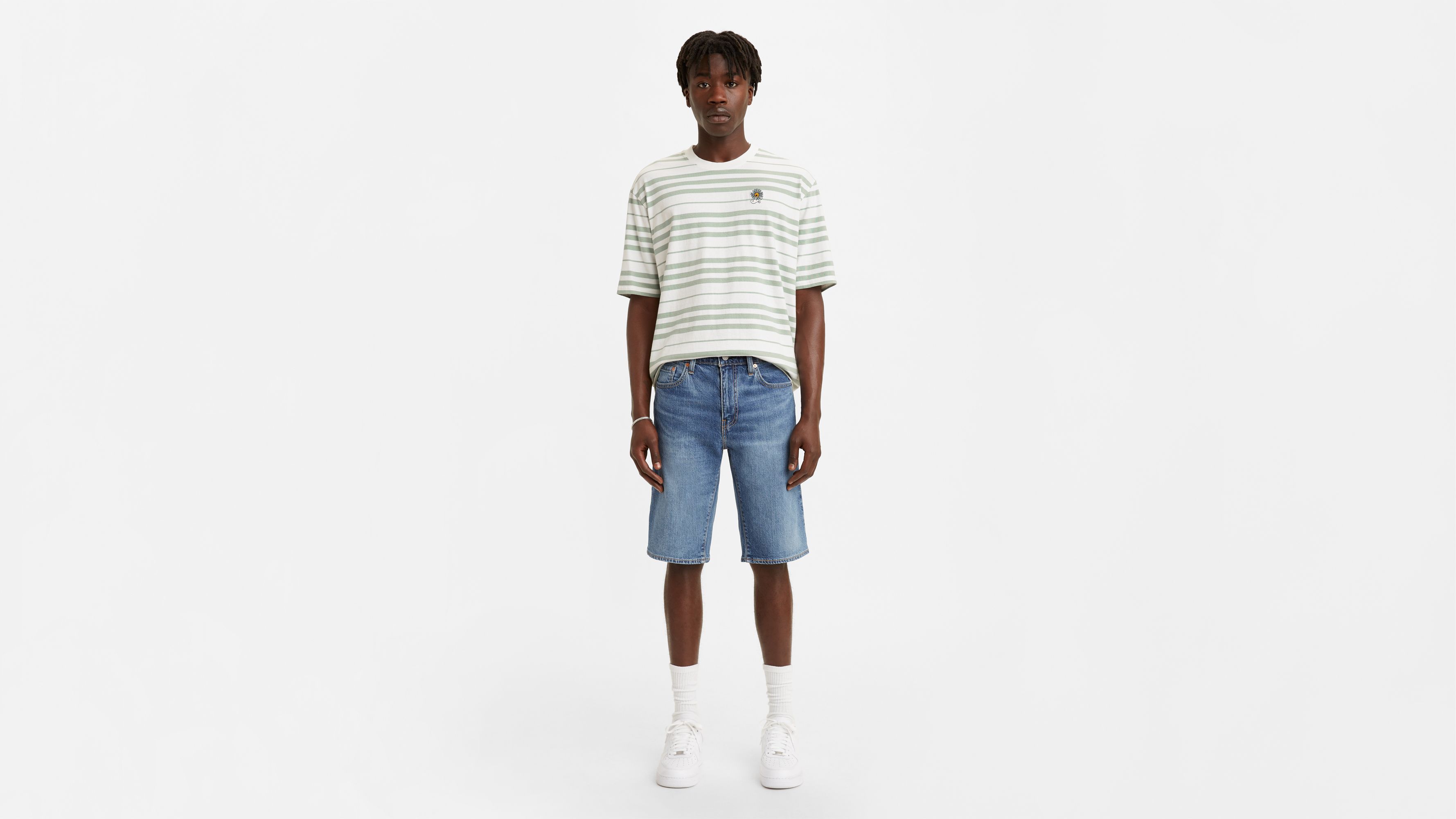 Levi's® 405 Standard Regular Fit 10 Inseam Shorts