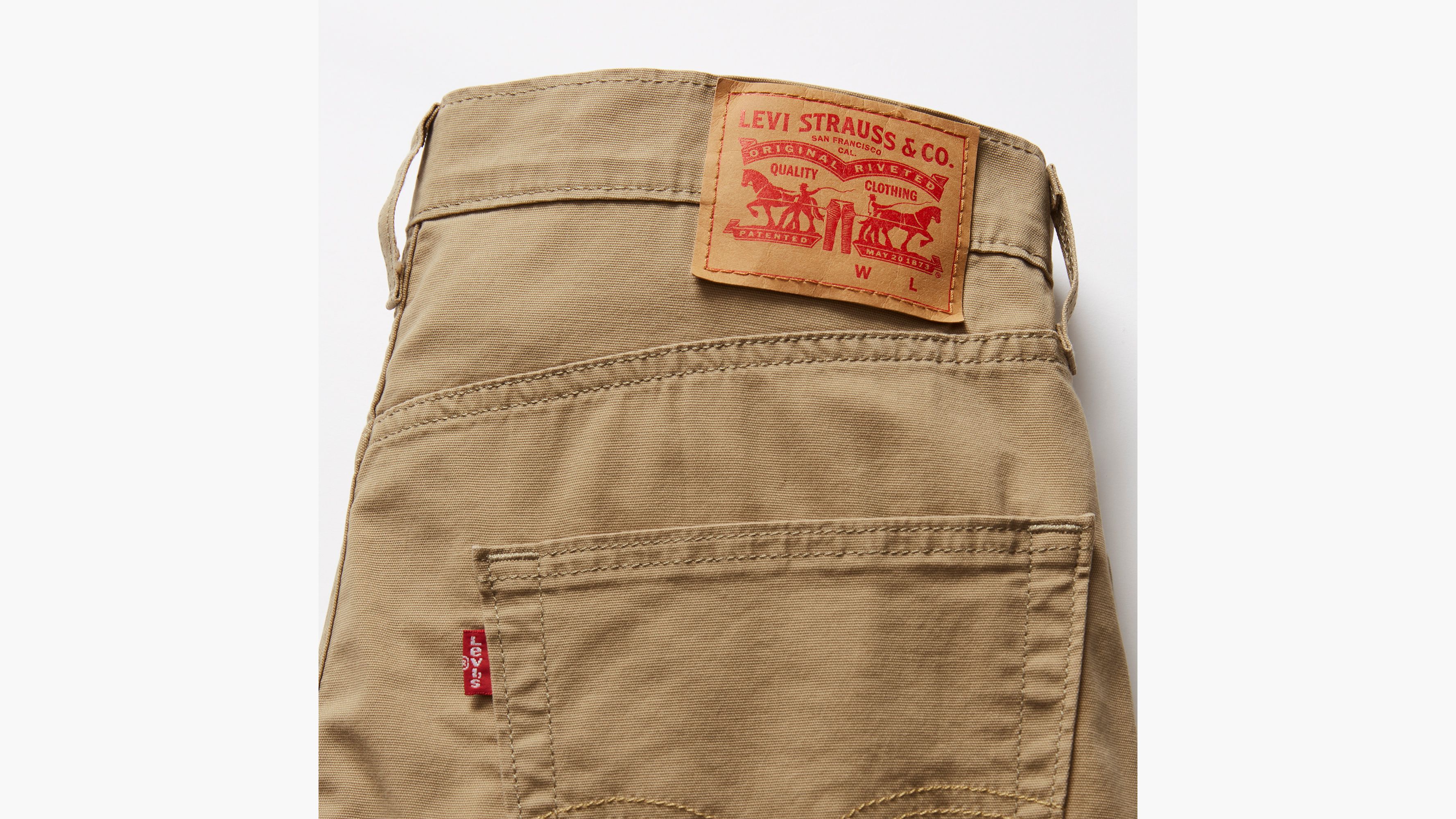 Levi's 405 Standard 10" Men's Shorts 38x10 In Harvest Gold
