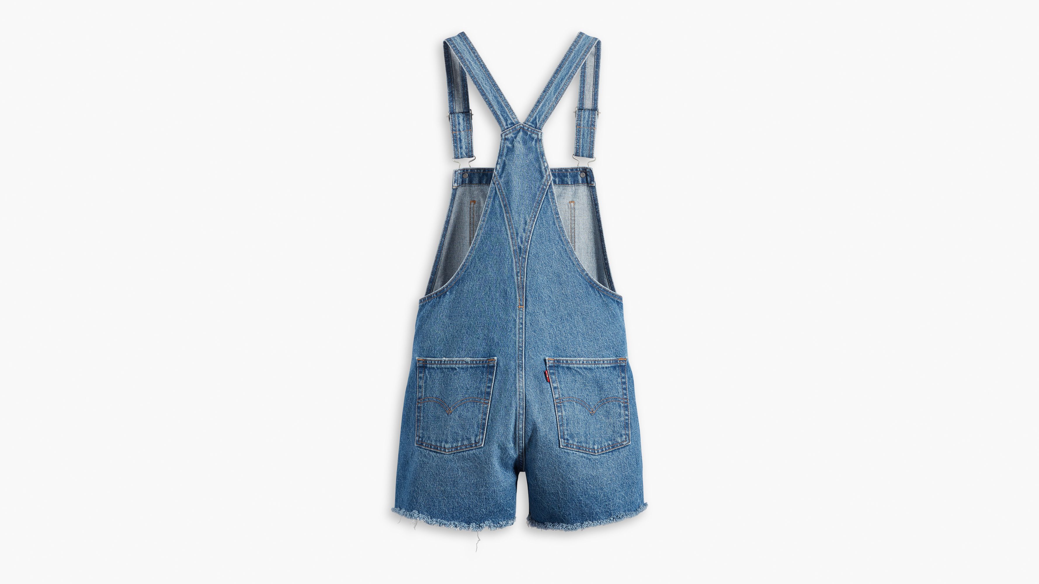 Levi deals short overalls