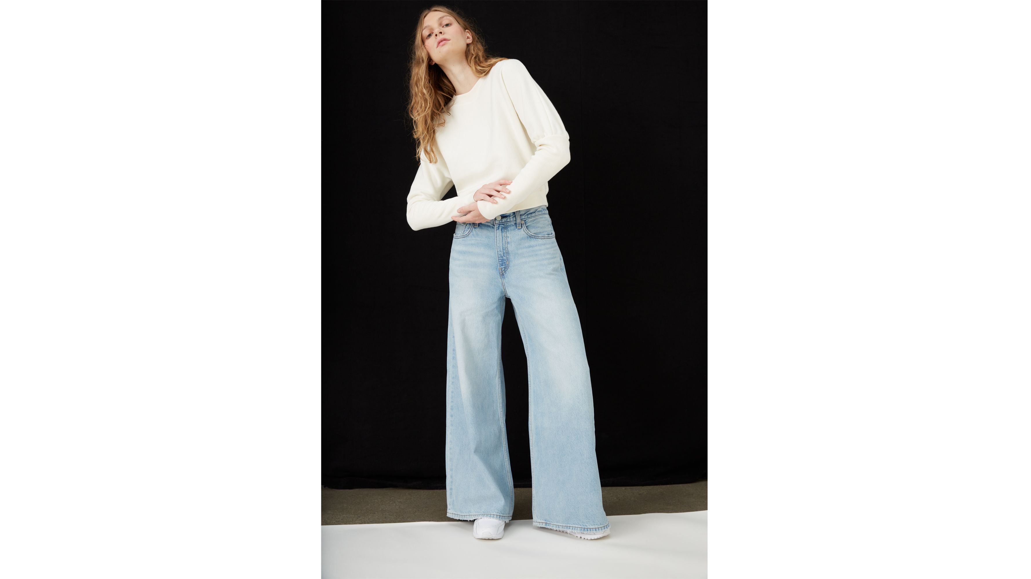 levi's super wide leg jeans