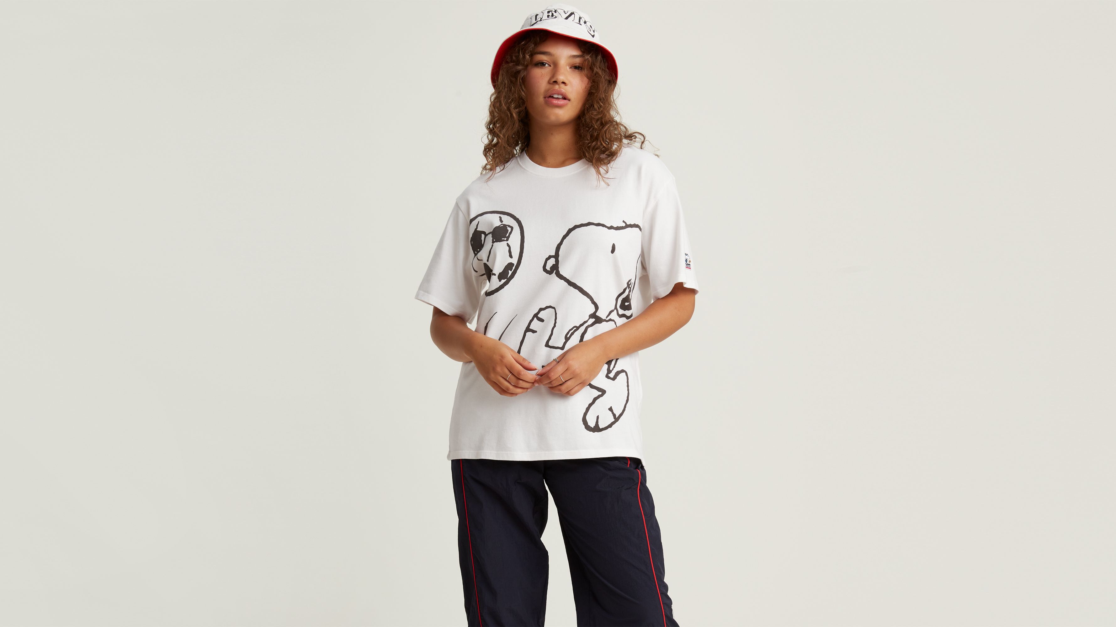 levi snoopy t shirt ladies