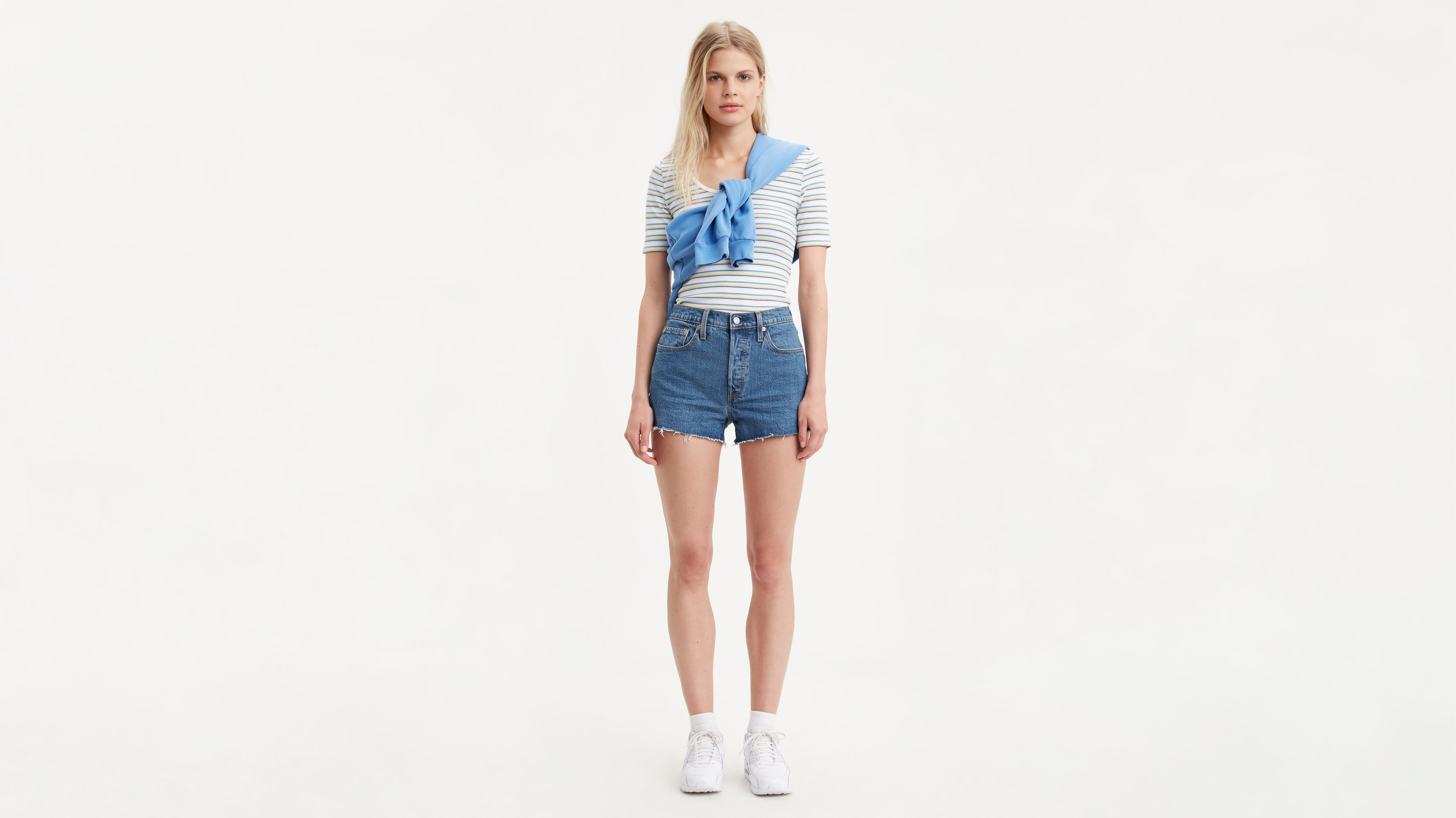 levi shorts 501