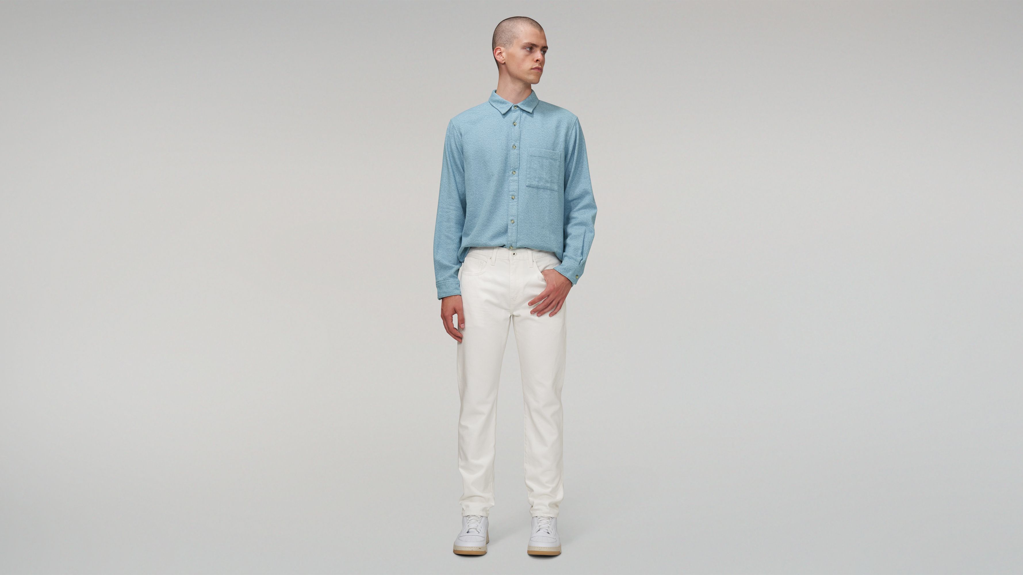 white levis 502