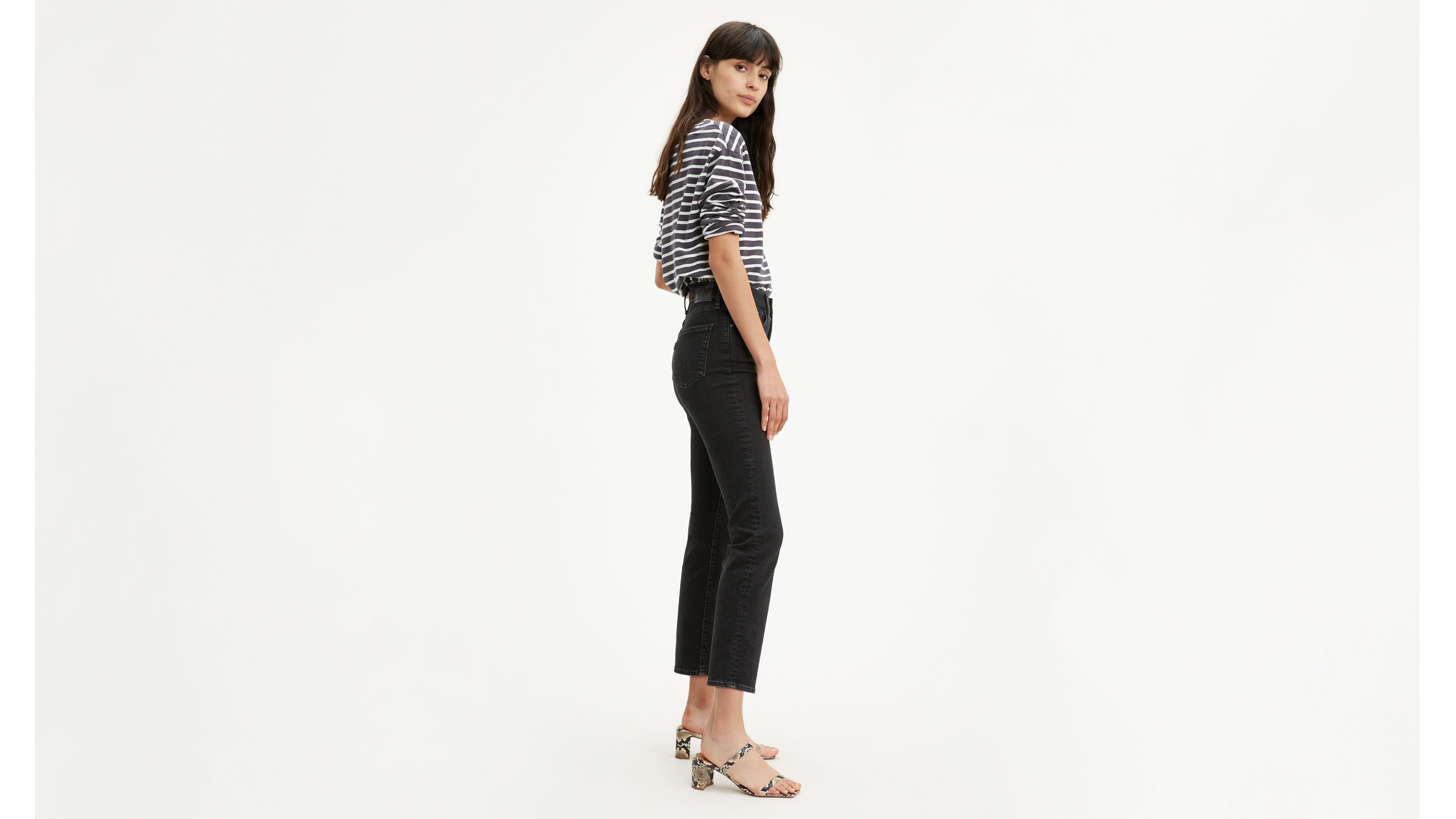levis high waisted crop jeans