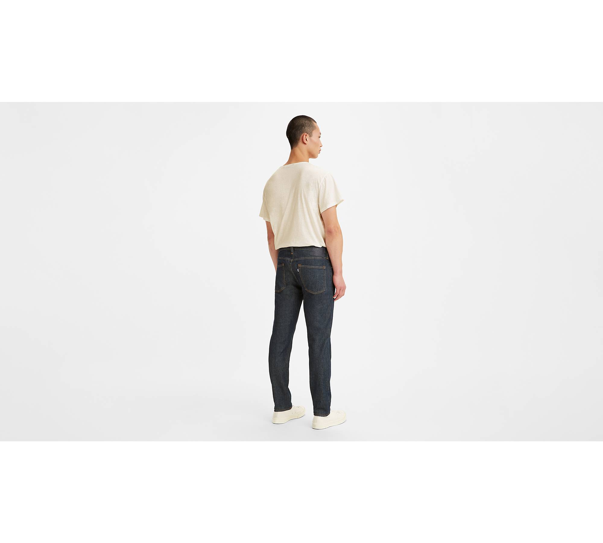 Men's Selvedge Slim Tapered Jeans in Indigo - Thursday