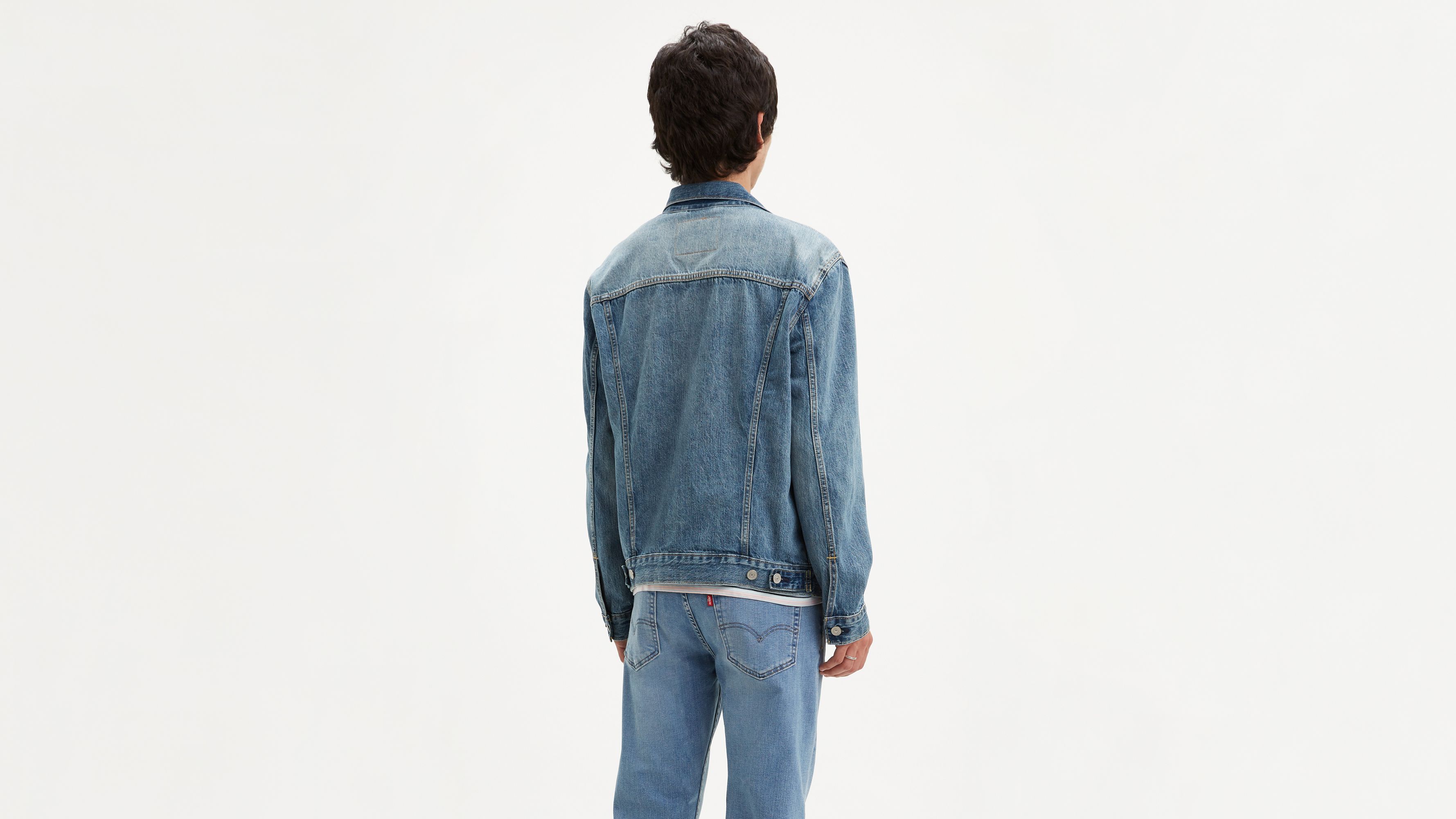 levi's killebrew denim trucker jacket in light wash